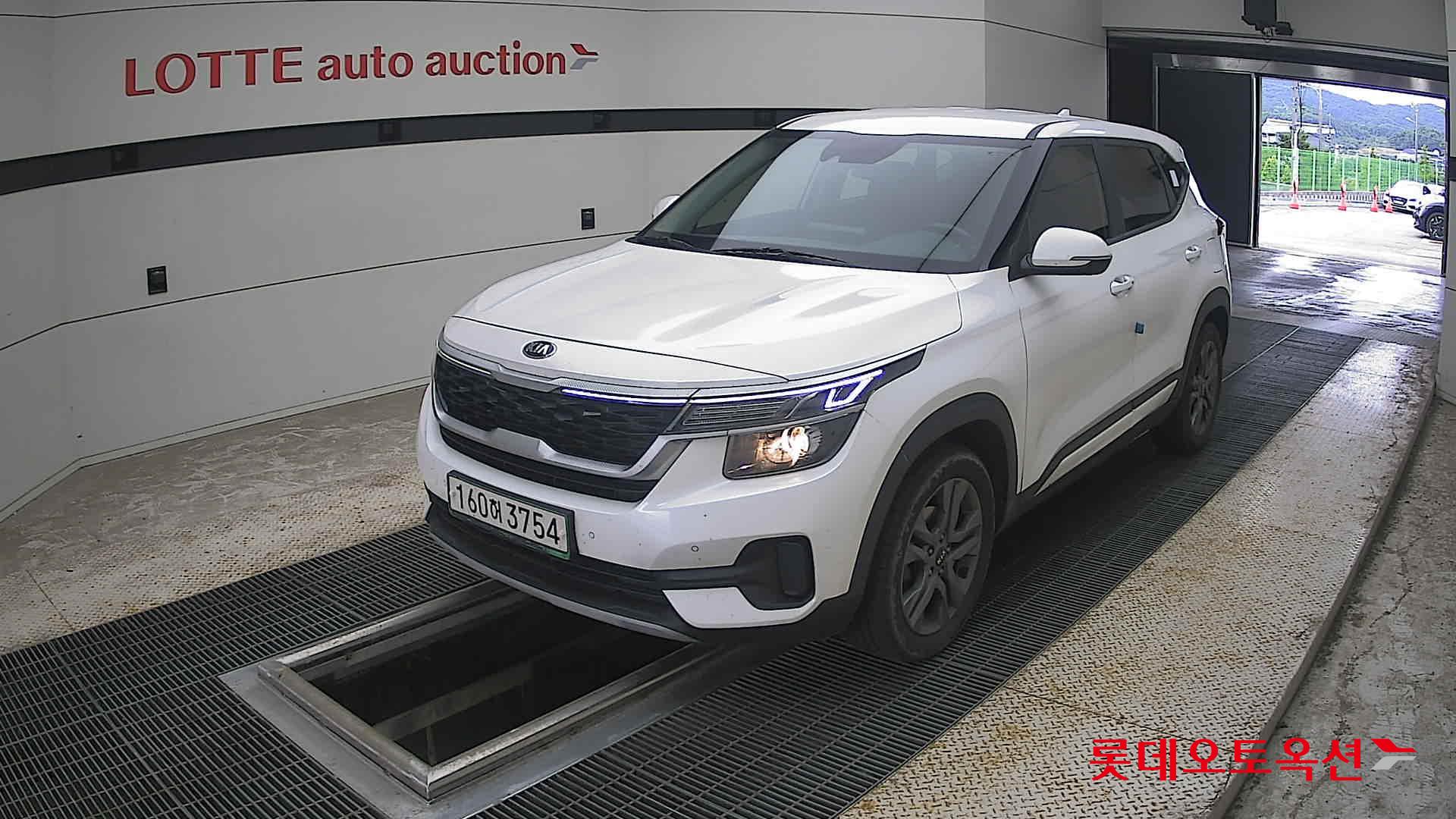 2022 - kia seltos