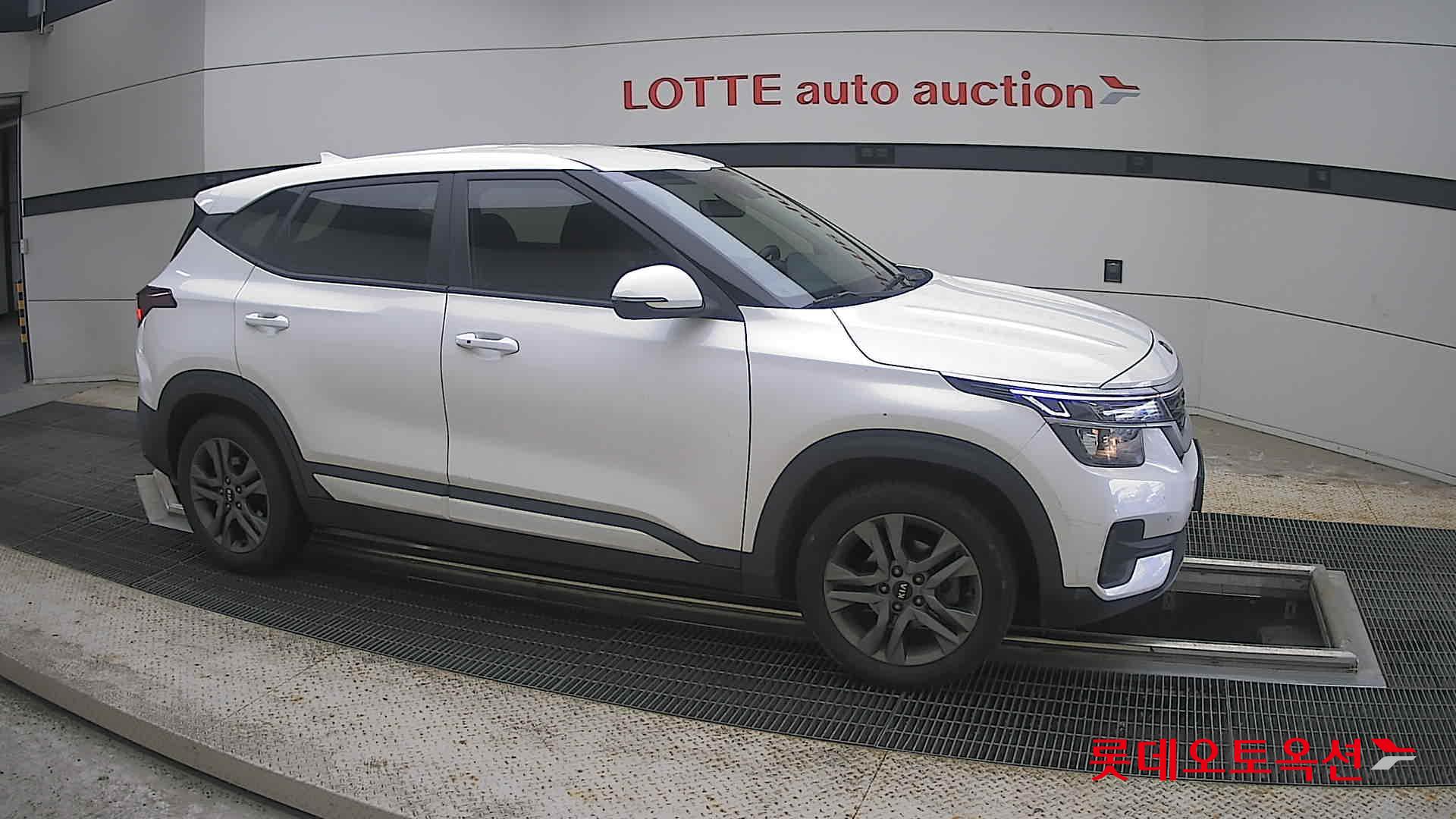 2022 - kia seltos