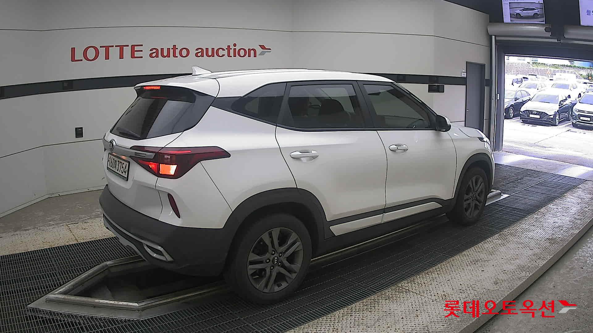 2022 - kia seltos