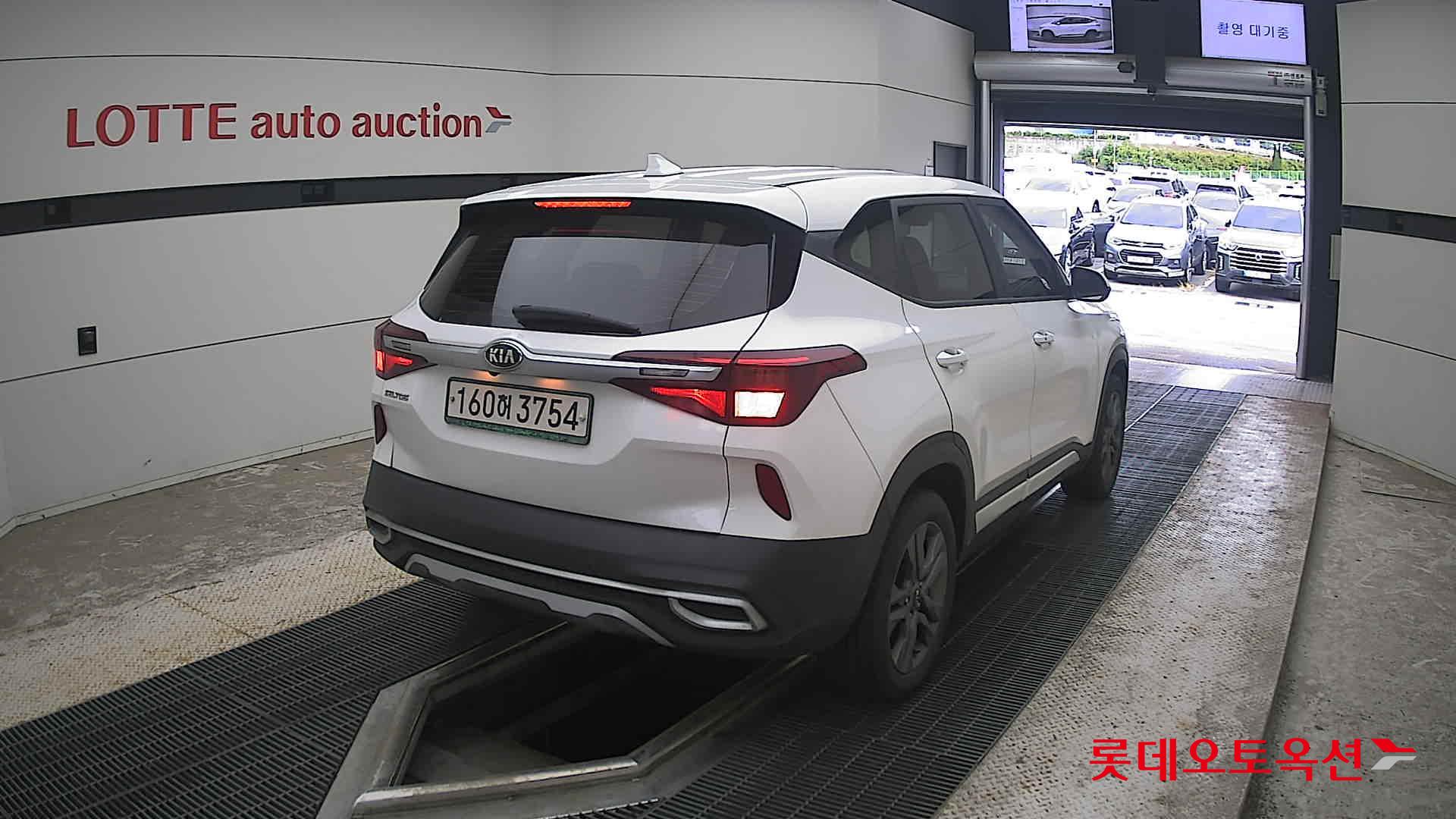 2022 - kia seltos