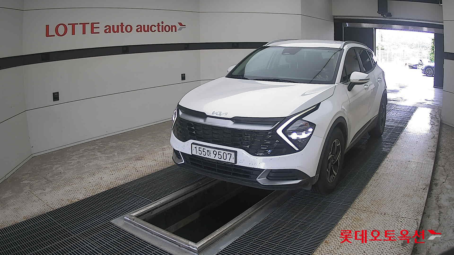 2022 - kia sportage