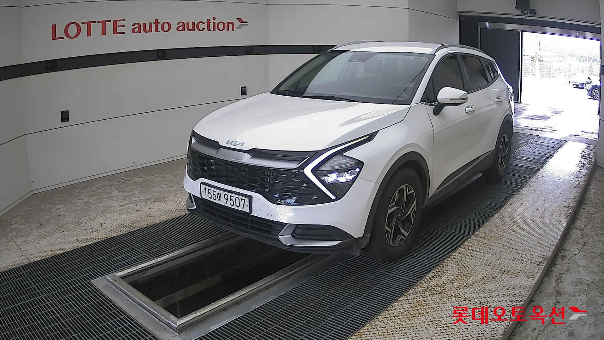 2022 - kia sportage