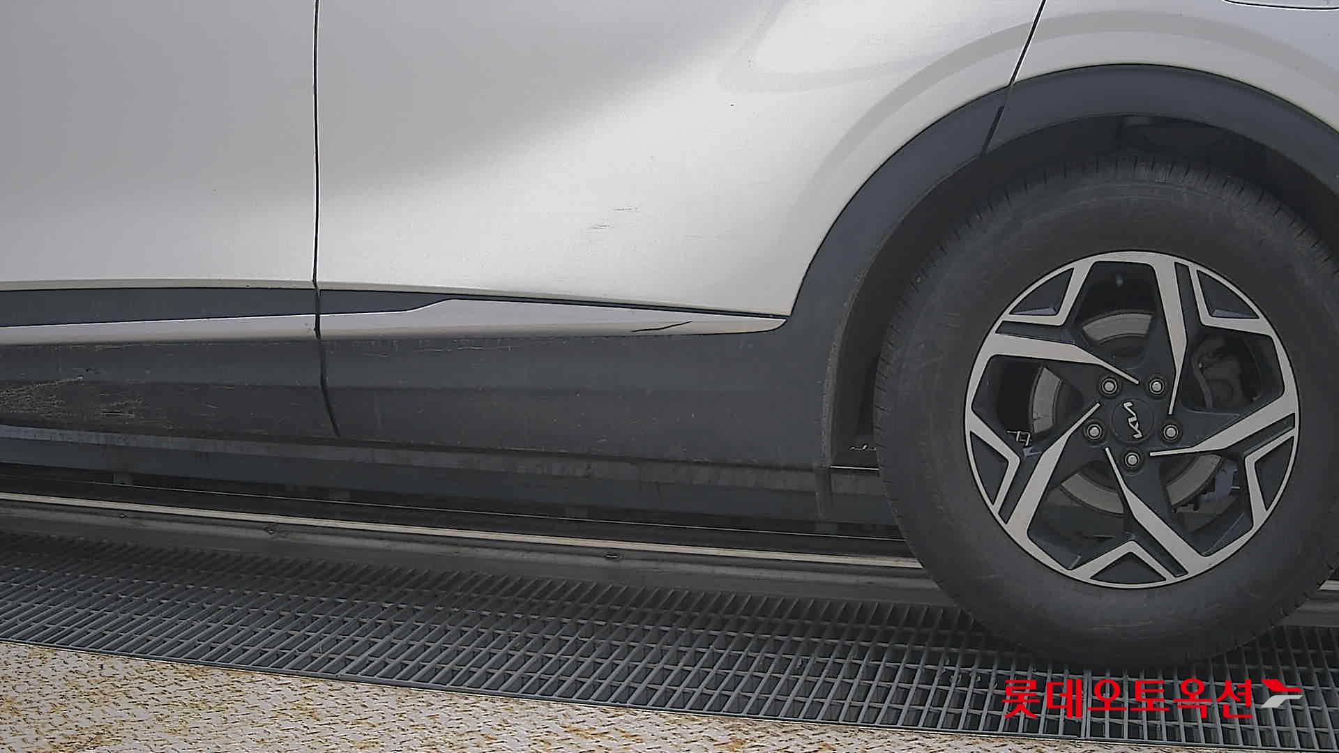 2022 - kia sportage
