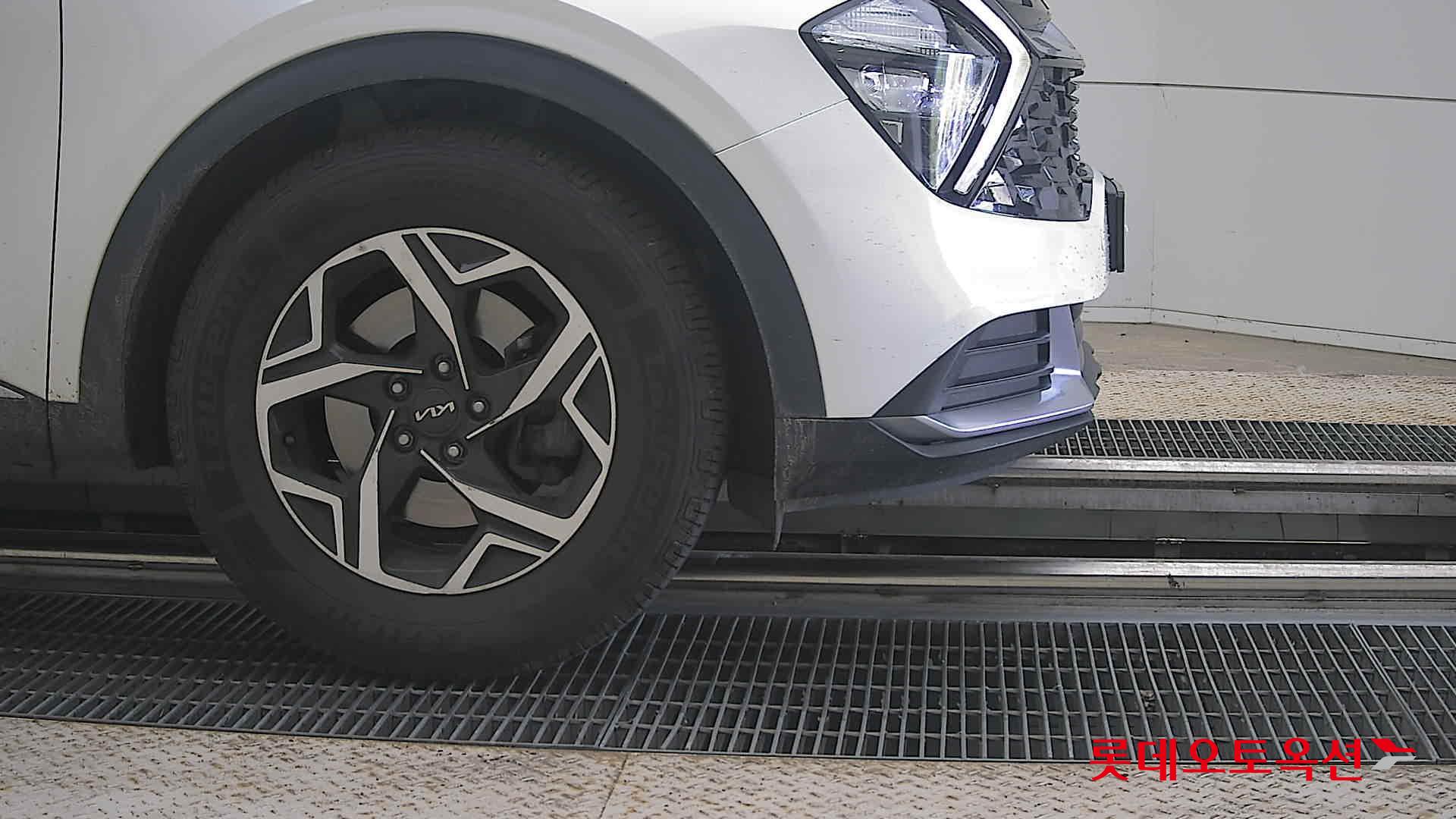 2022 - kia sportage