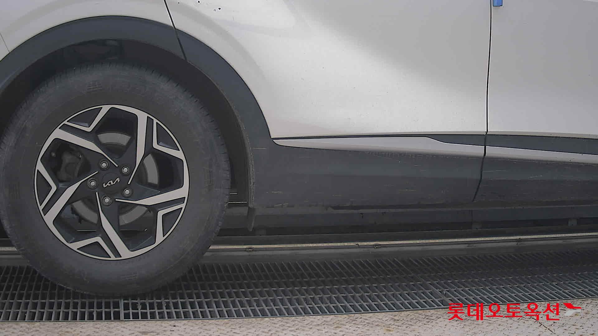 2022 - kia sportage
