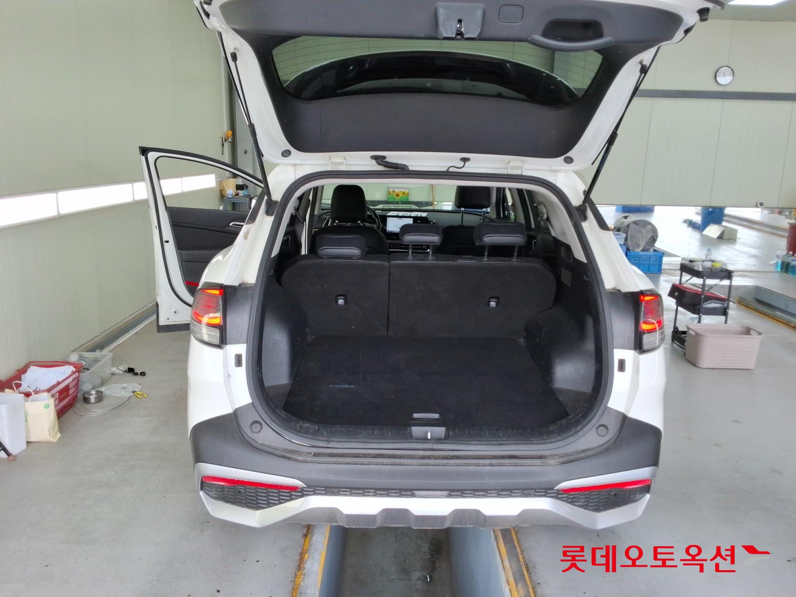 2022 - kia sportage