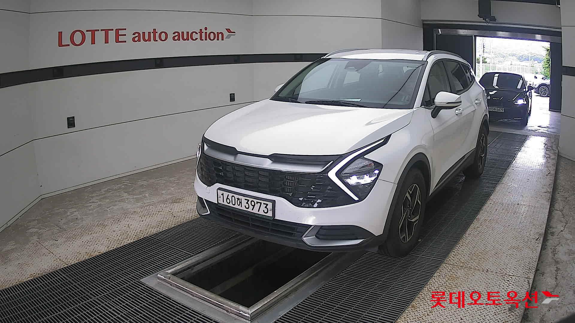 2022 - kia sportage