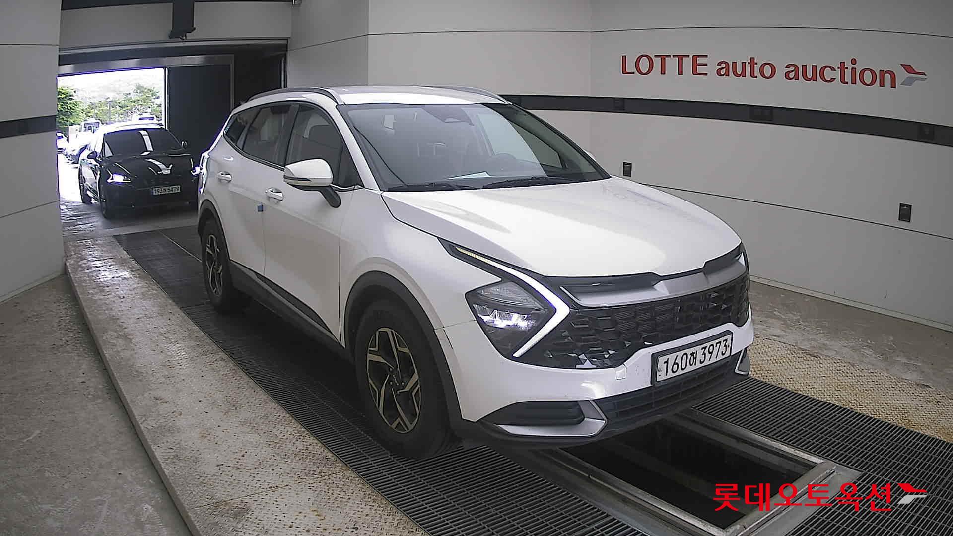 2022 - kia sportage