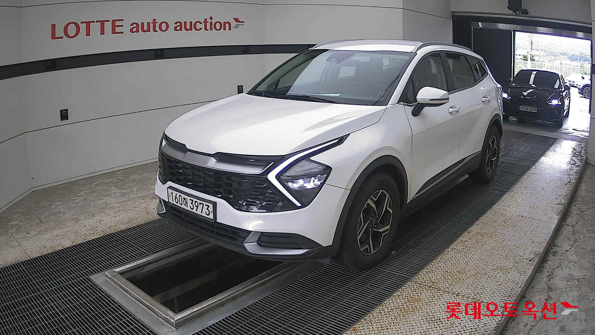 2022 - kia sportage