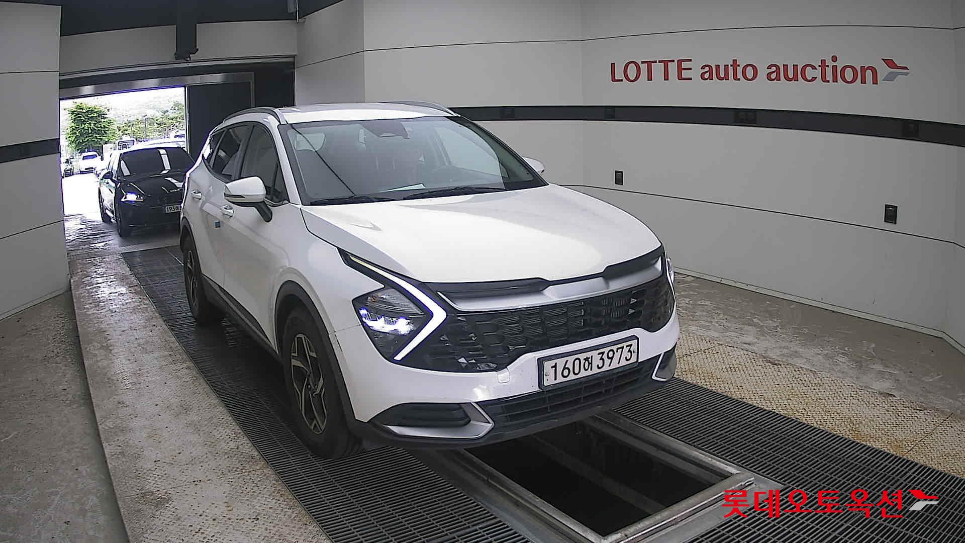 2022 - kia sportage