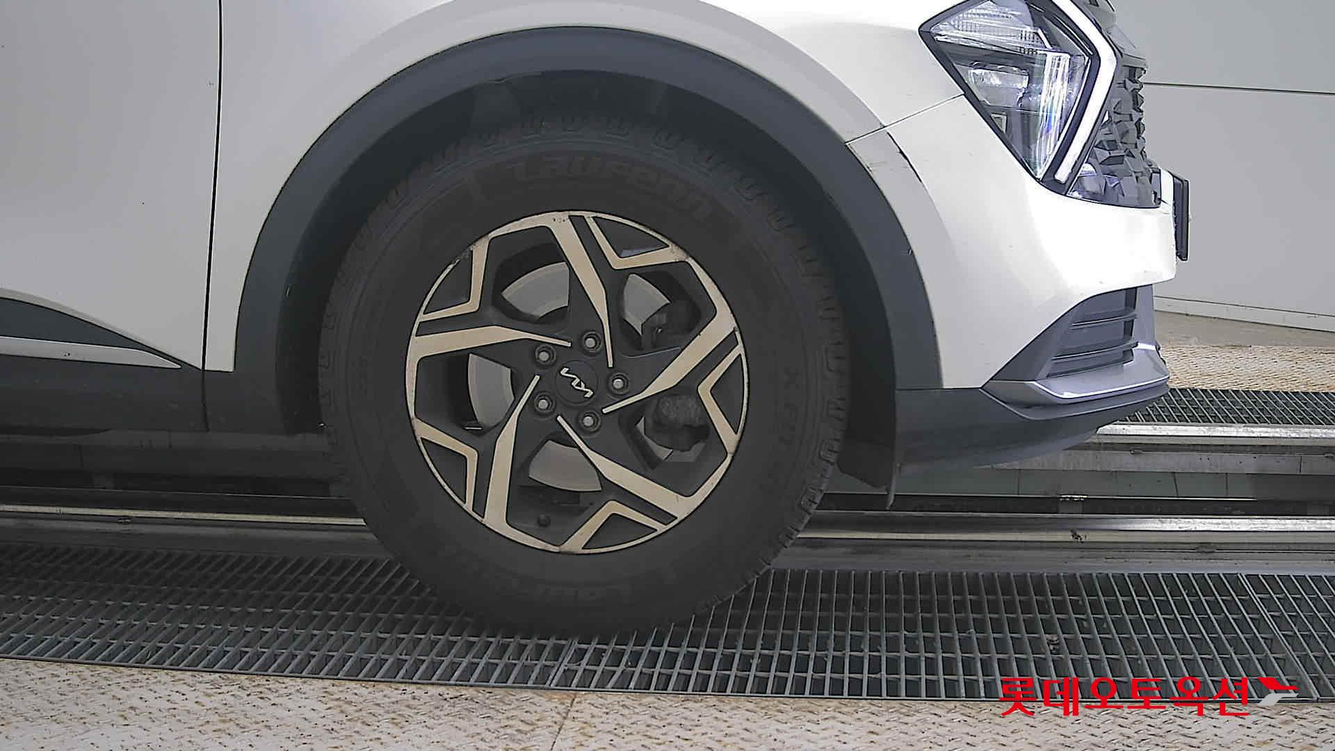 2022 - kia sportage