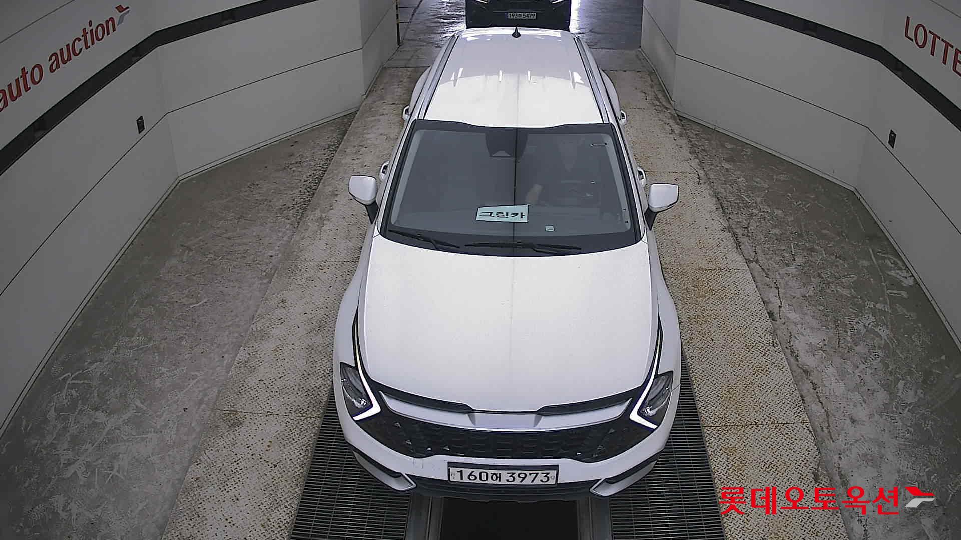 2022 - kia sportage