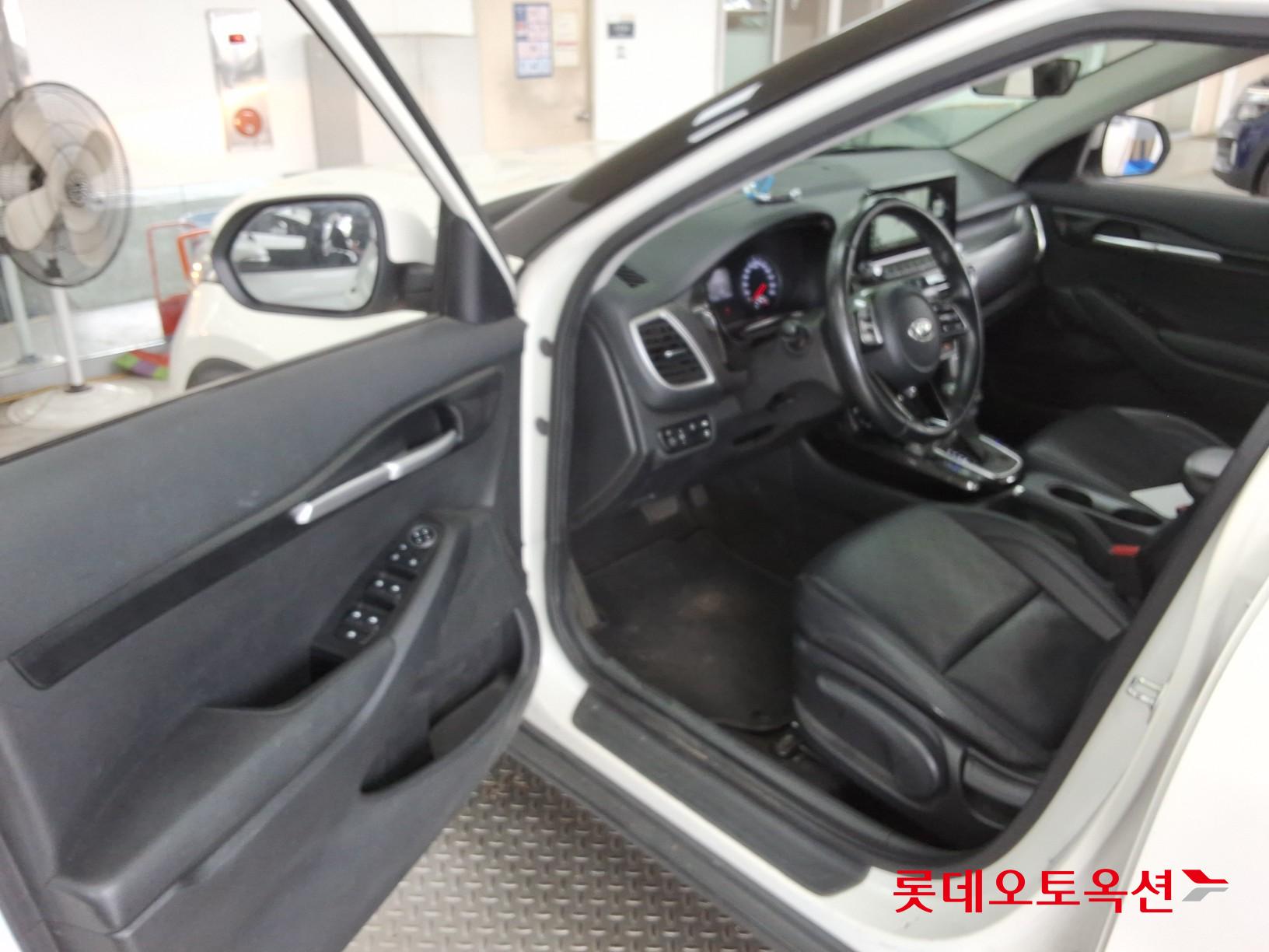 2022 - kia seltos