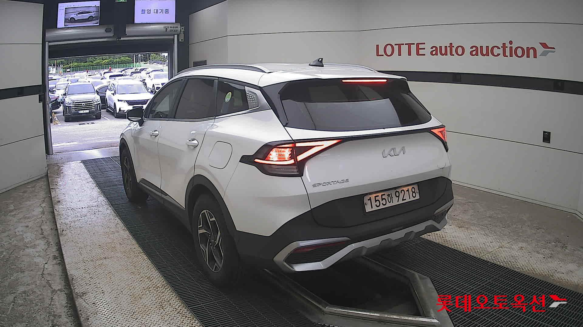 2022 - kia sportage