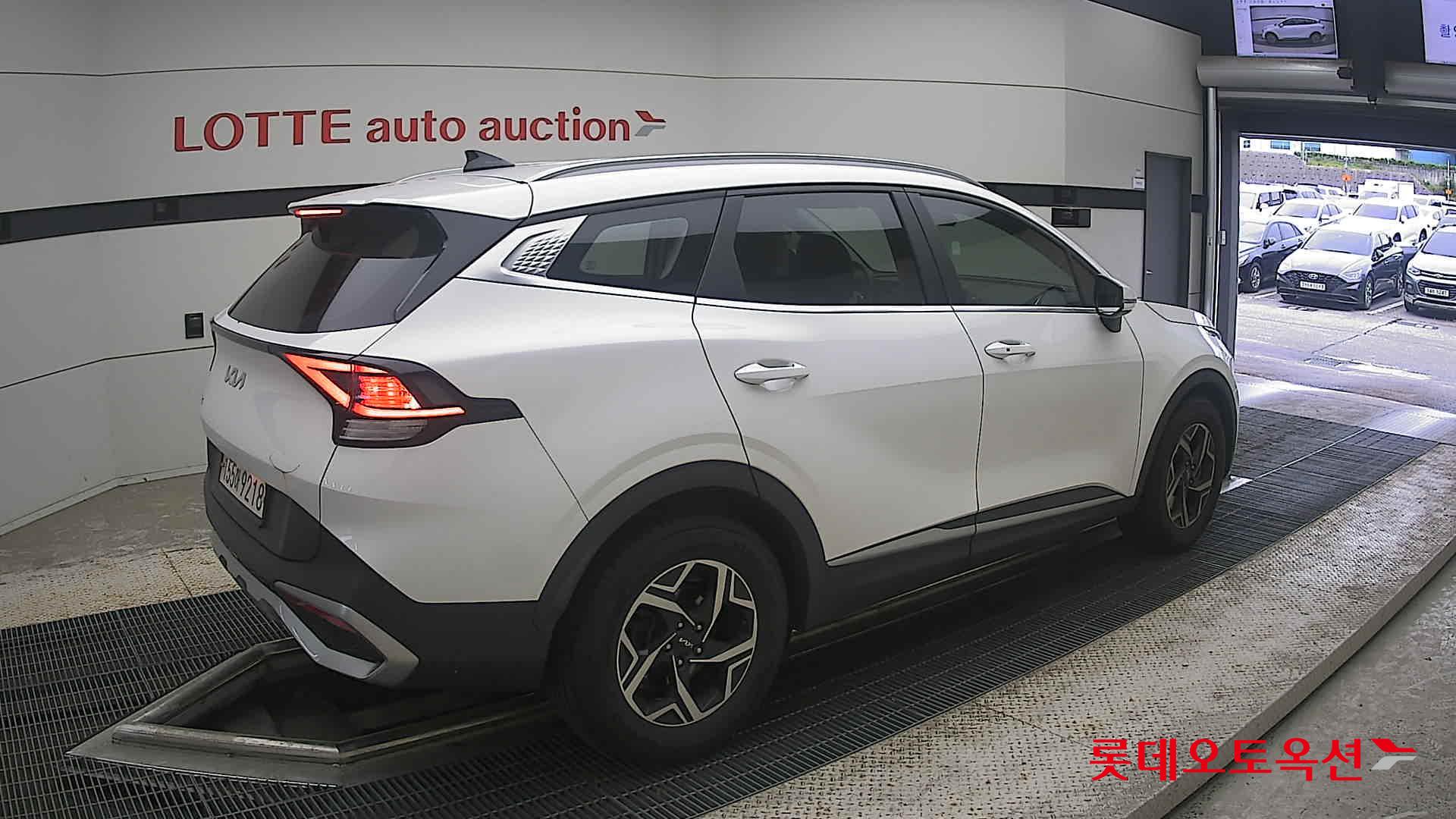 2022 - kia sportage