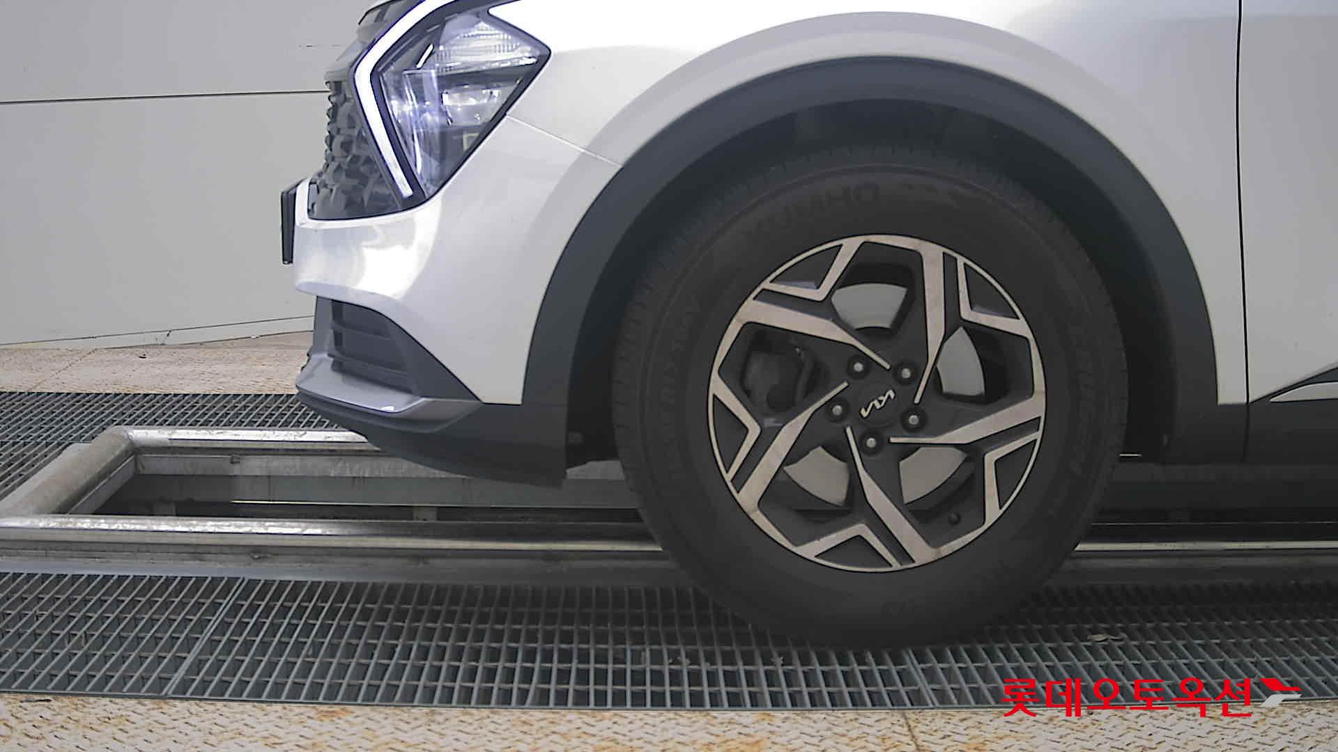 2022 - kia sportage