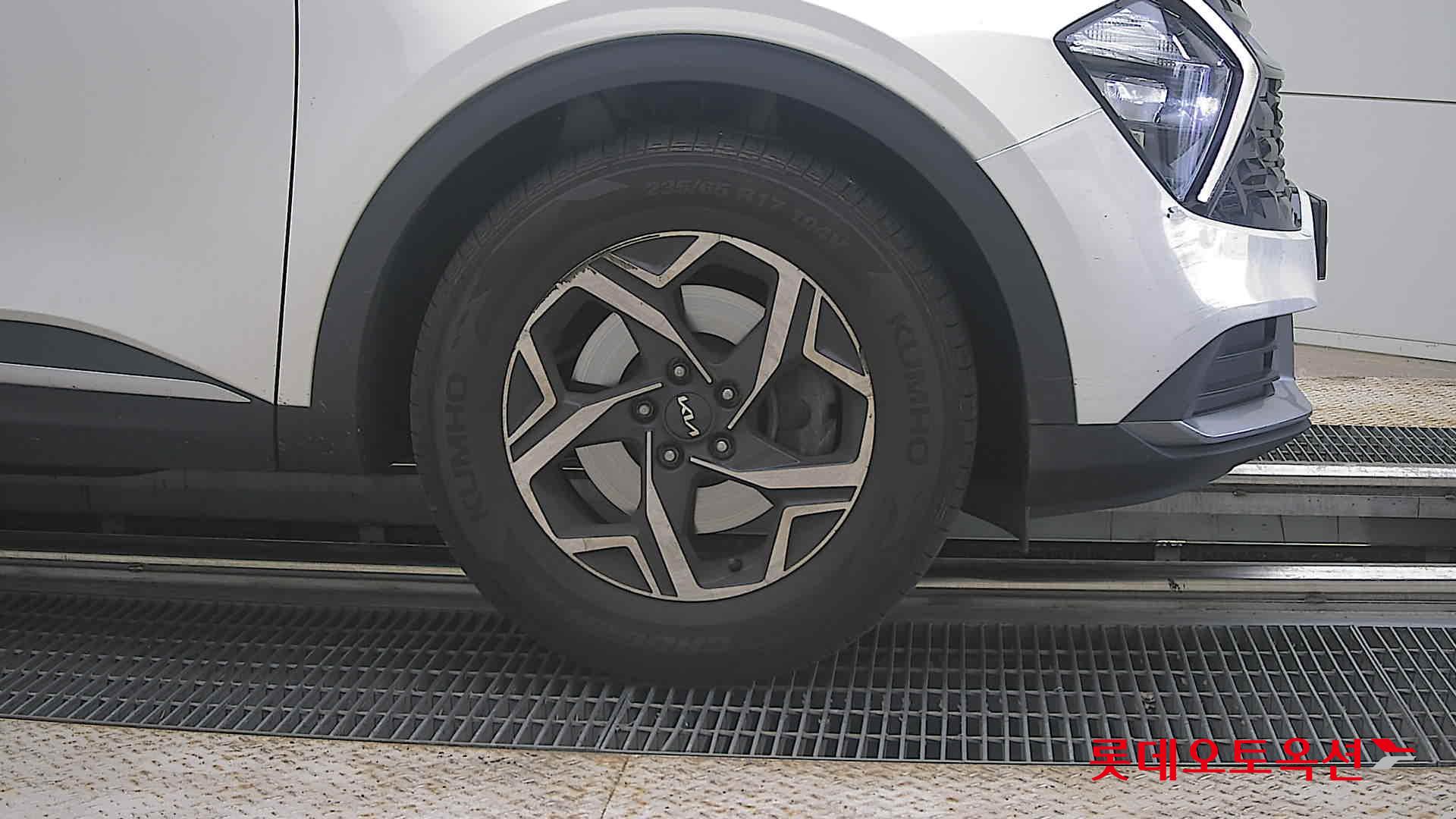2022 - kia sportage