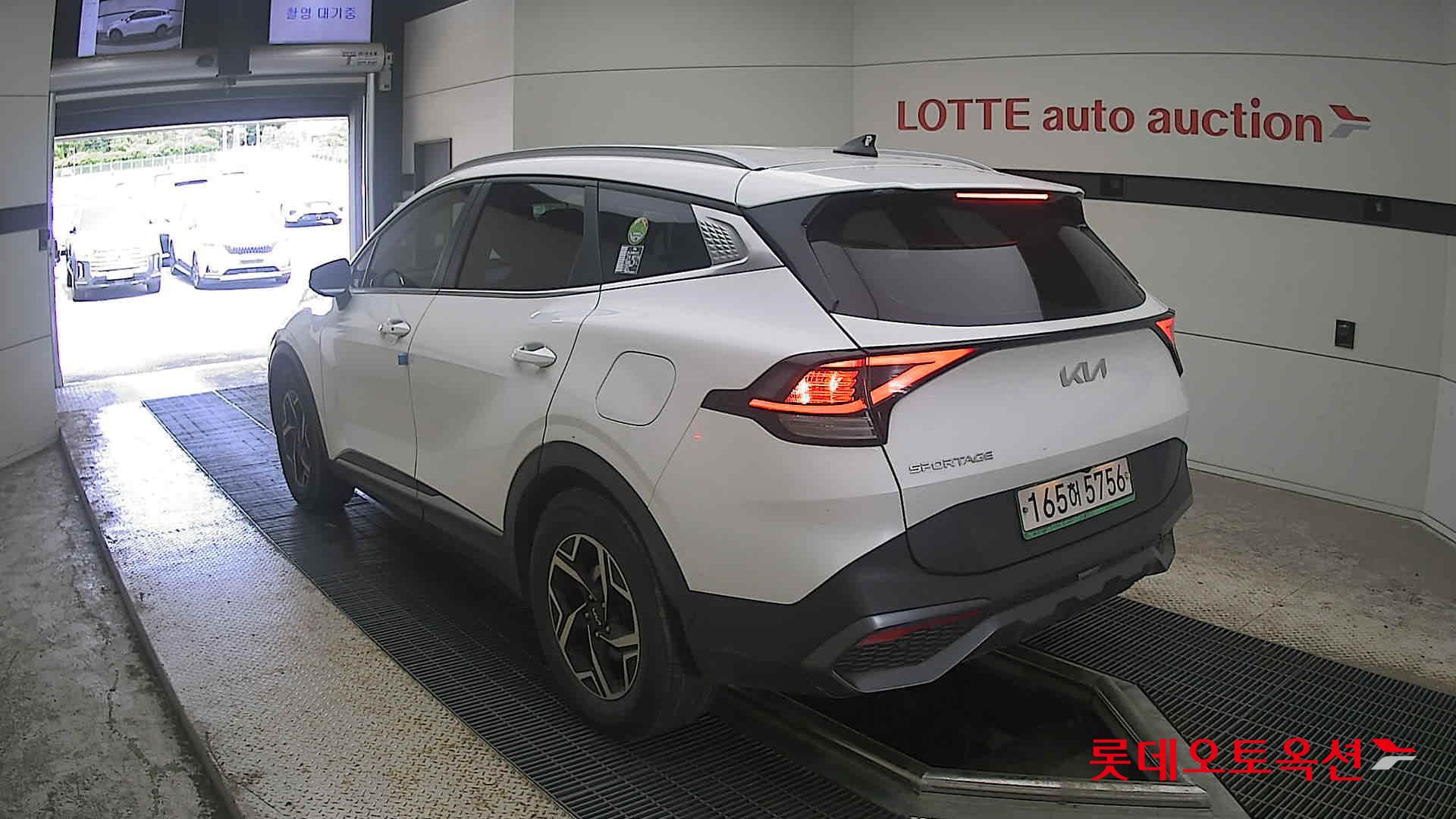 2022 - kia sportage