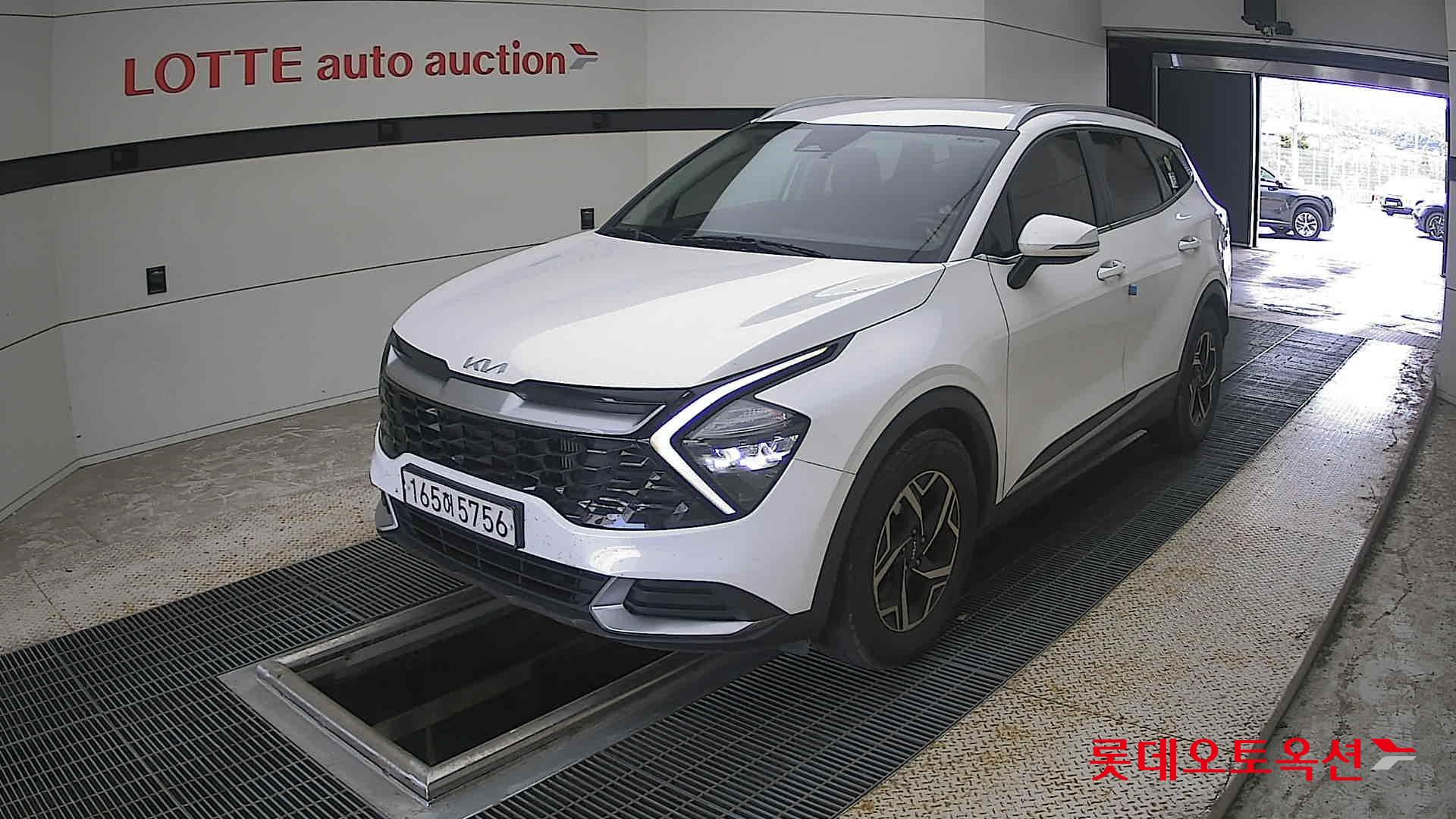2022 - kia sportage