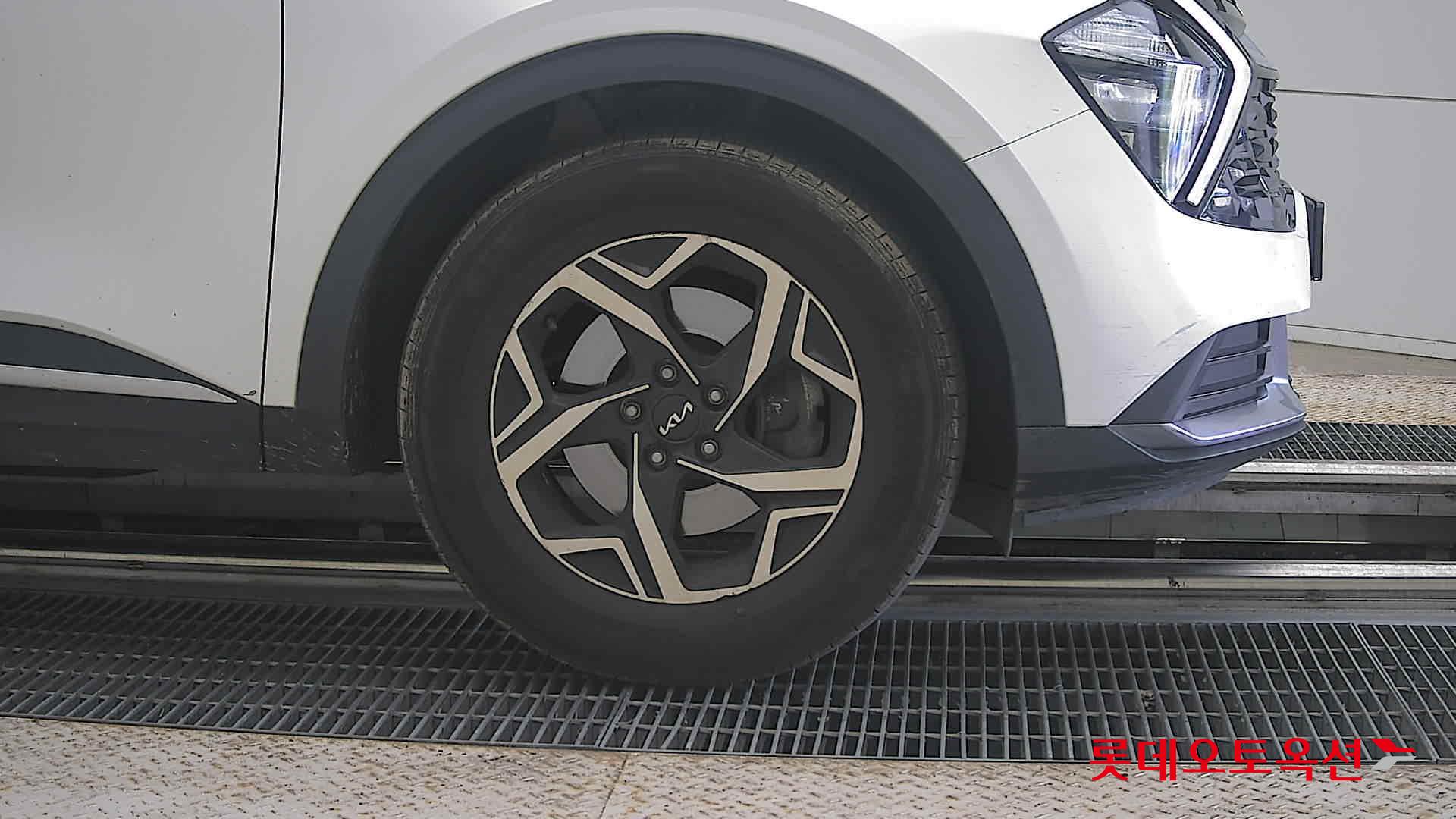 2022 - kia sportage