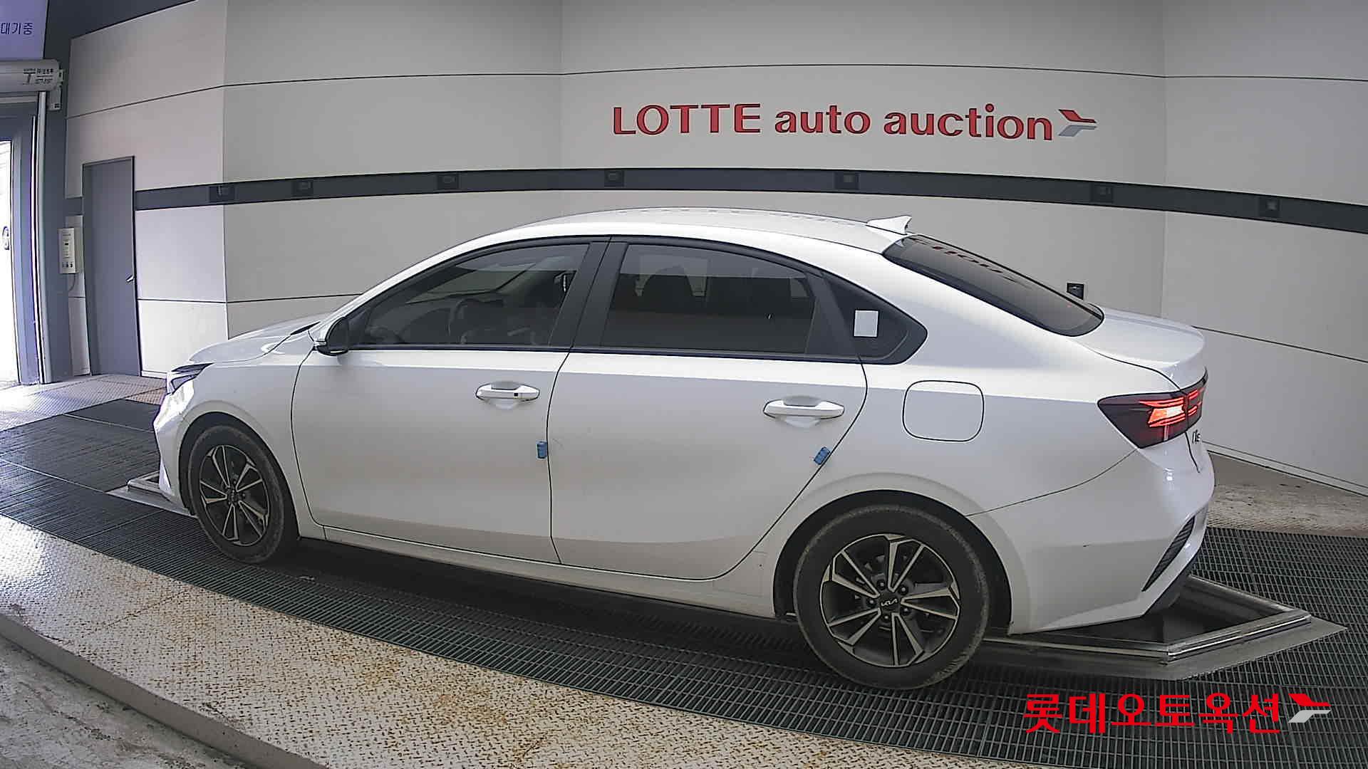 2022 - kia k3