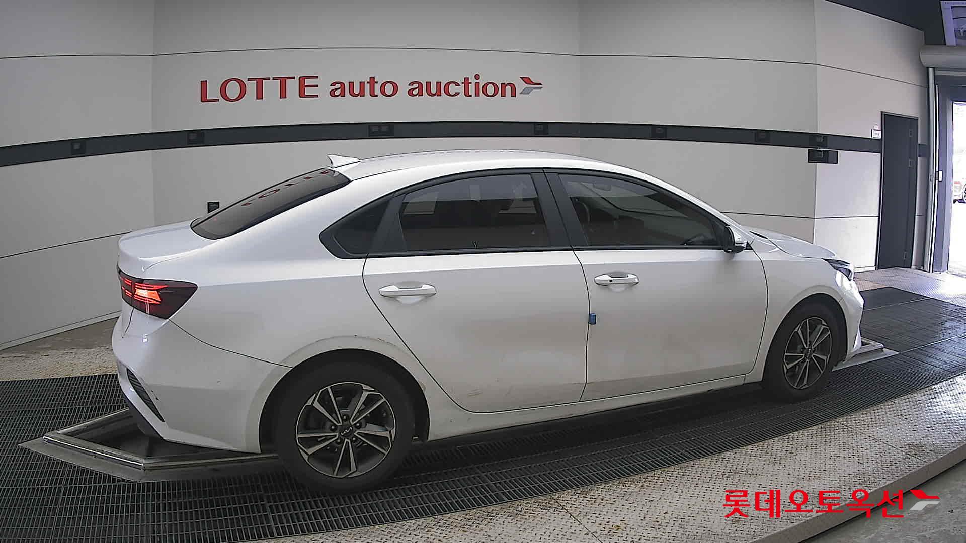 2022 - kia k3