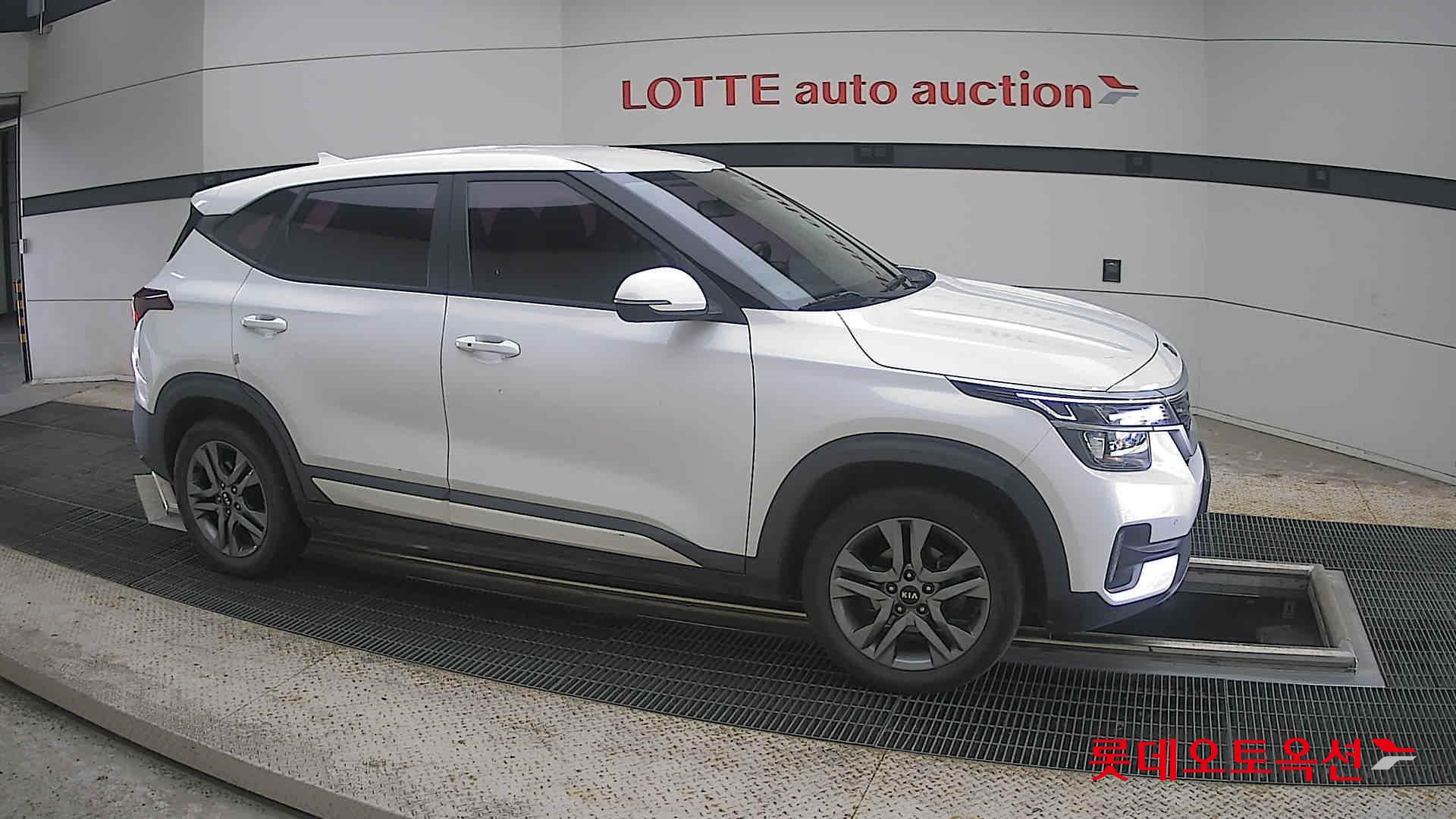 Kia Seltos id 4504294 из Кореи 17