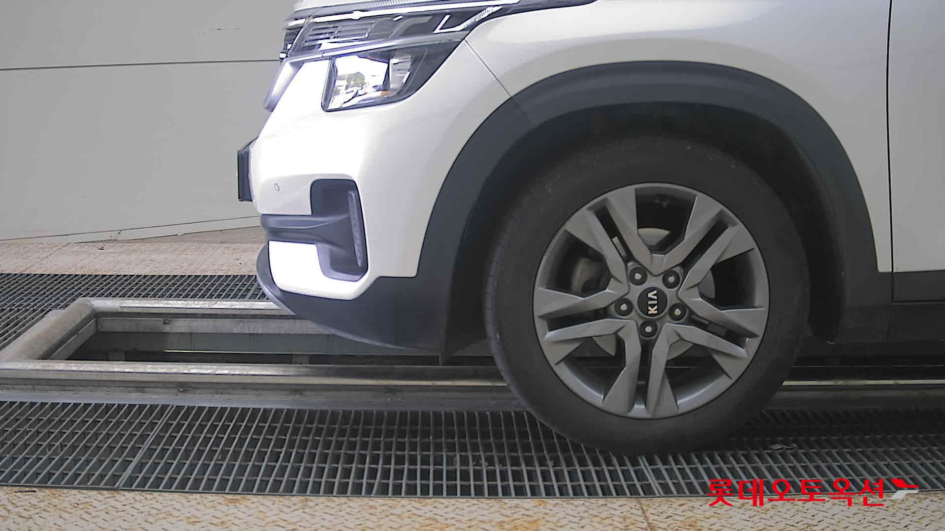 Kia Seltos id 4504294 из Кореи 21