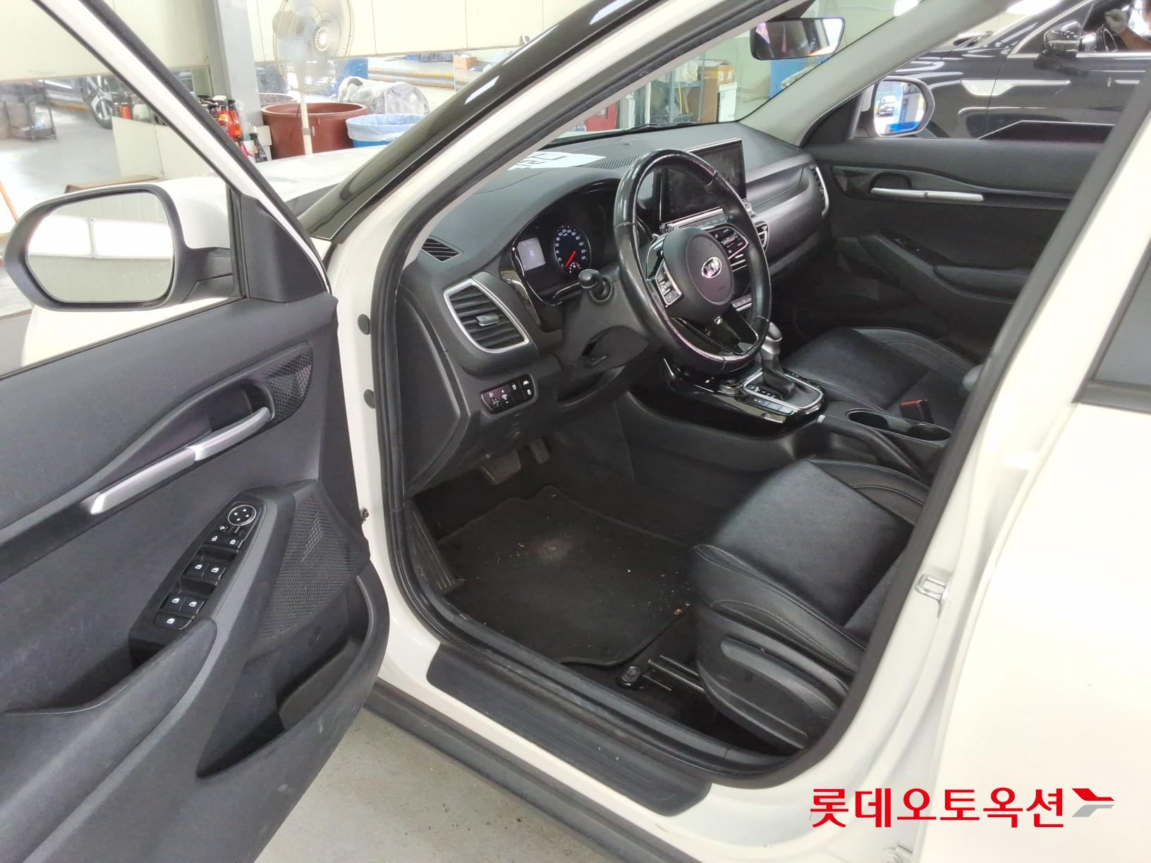 Kia Seltos id 4504294 из Кореи 34