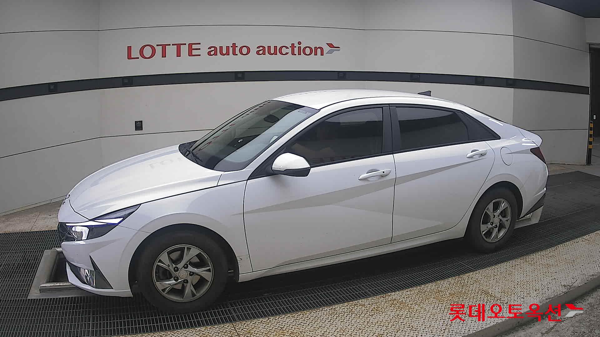 2021 - hyundai avante