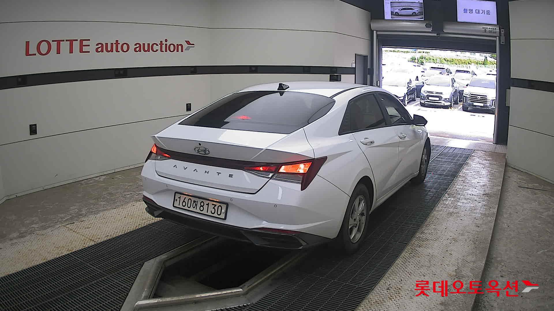 2021 - hyundai avante