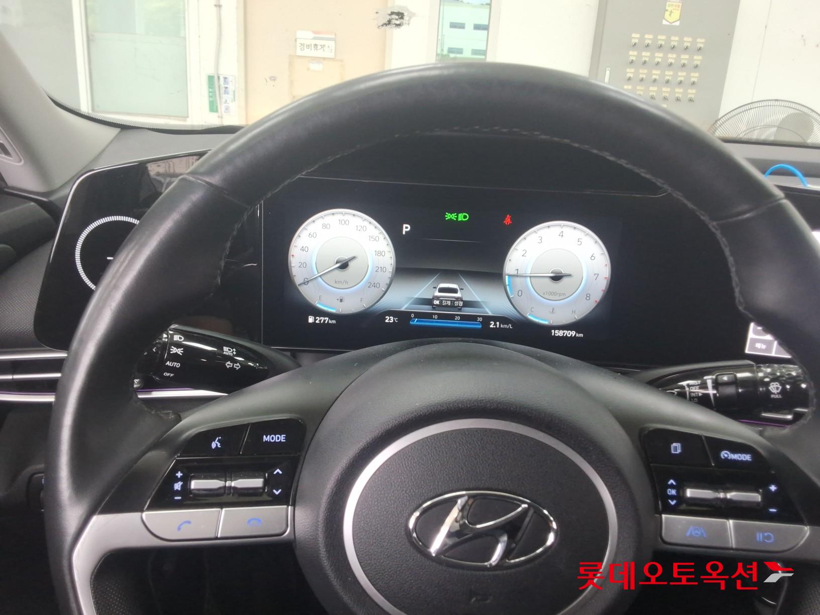 2021 - hyundai avante