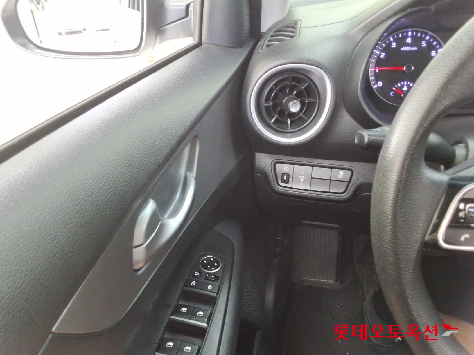 2022 - kia k3