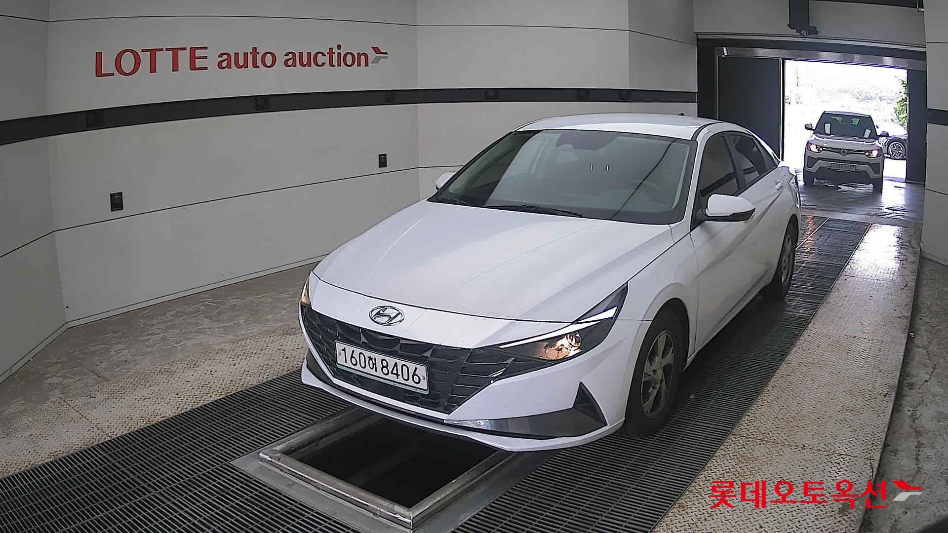 2021 - hyundai avante