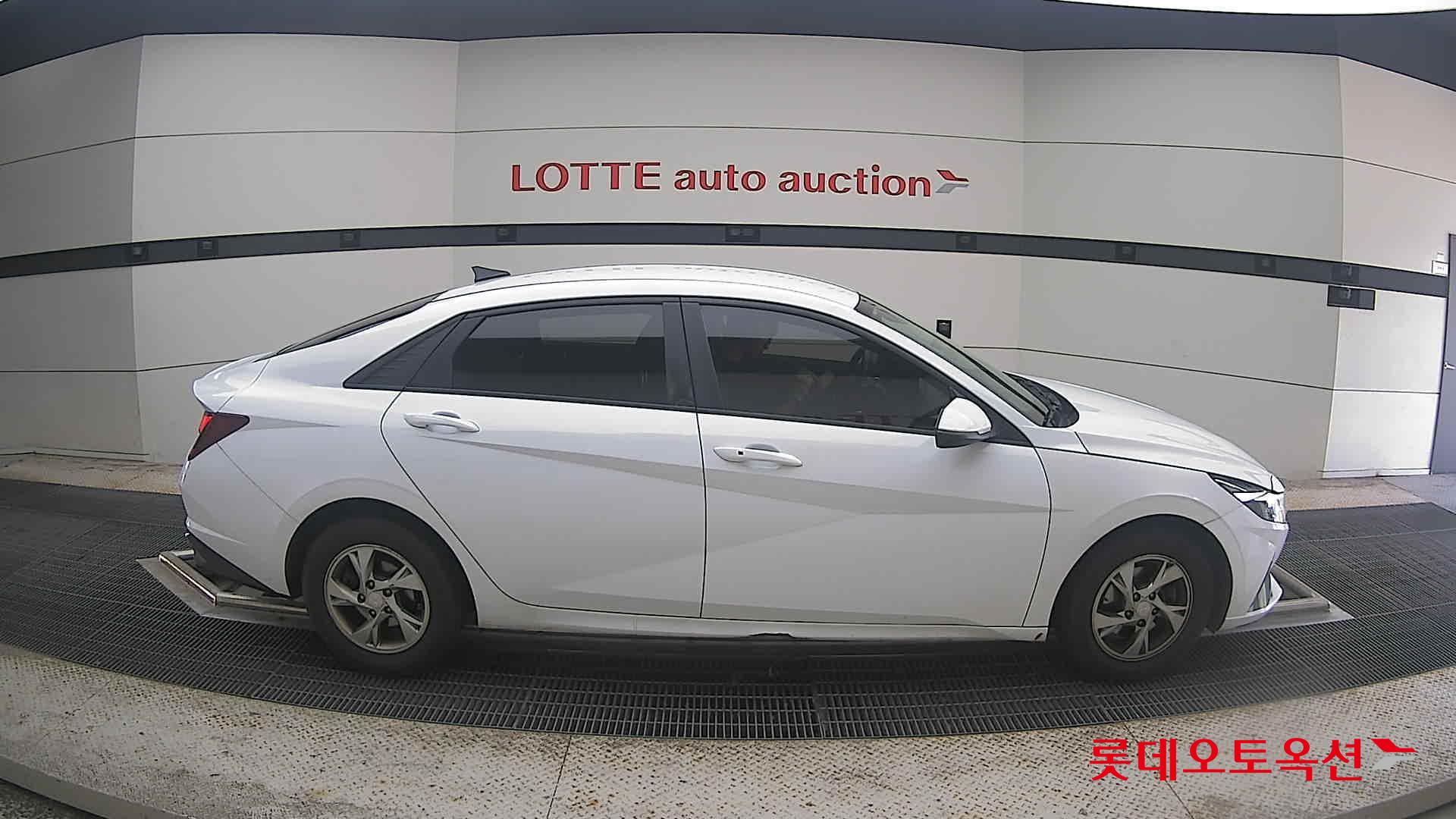 2021 - hyundai avante