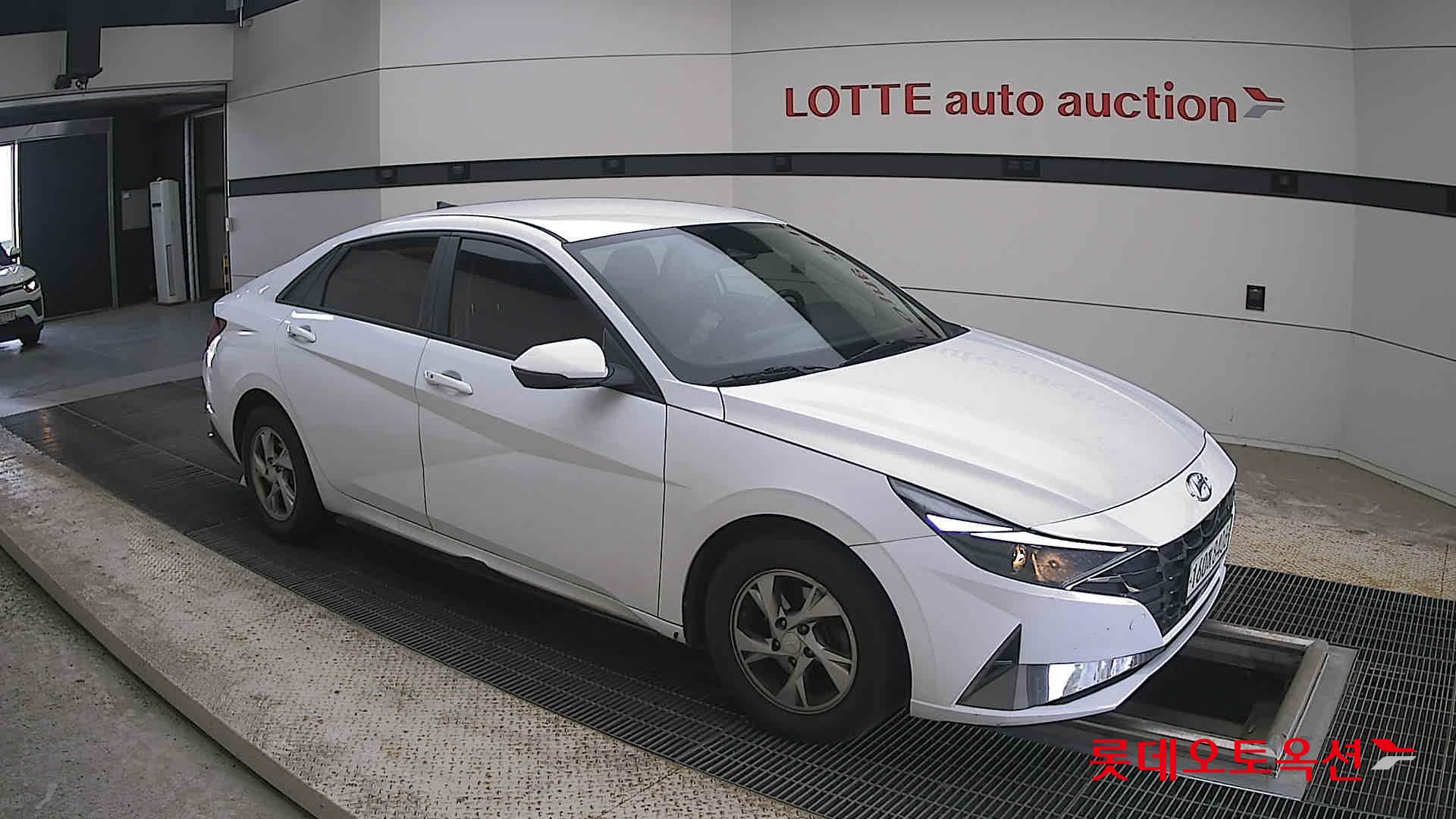 2021 - hyundai avante