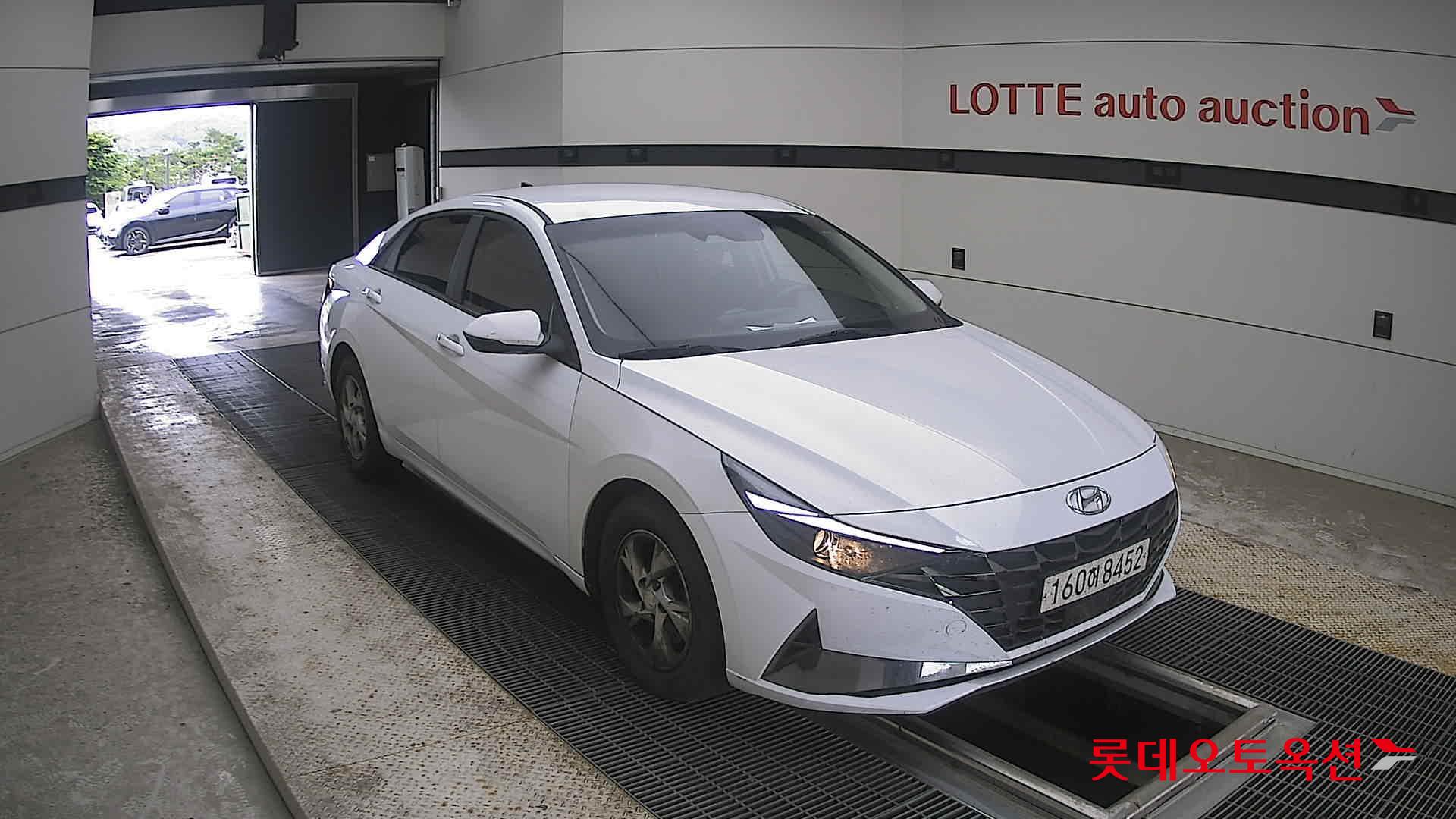 2021 - hyundai avante