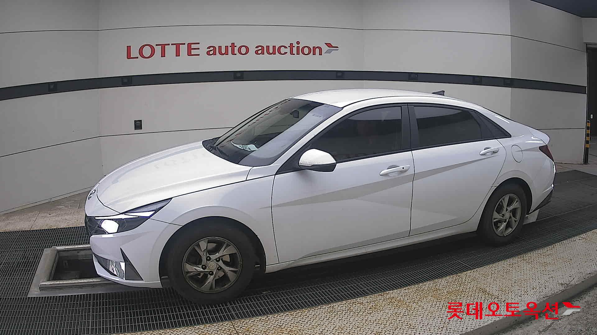 2021 - hyundai avante