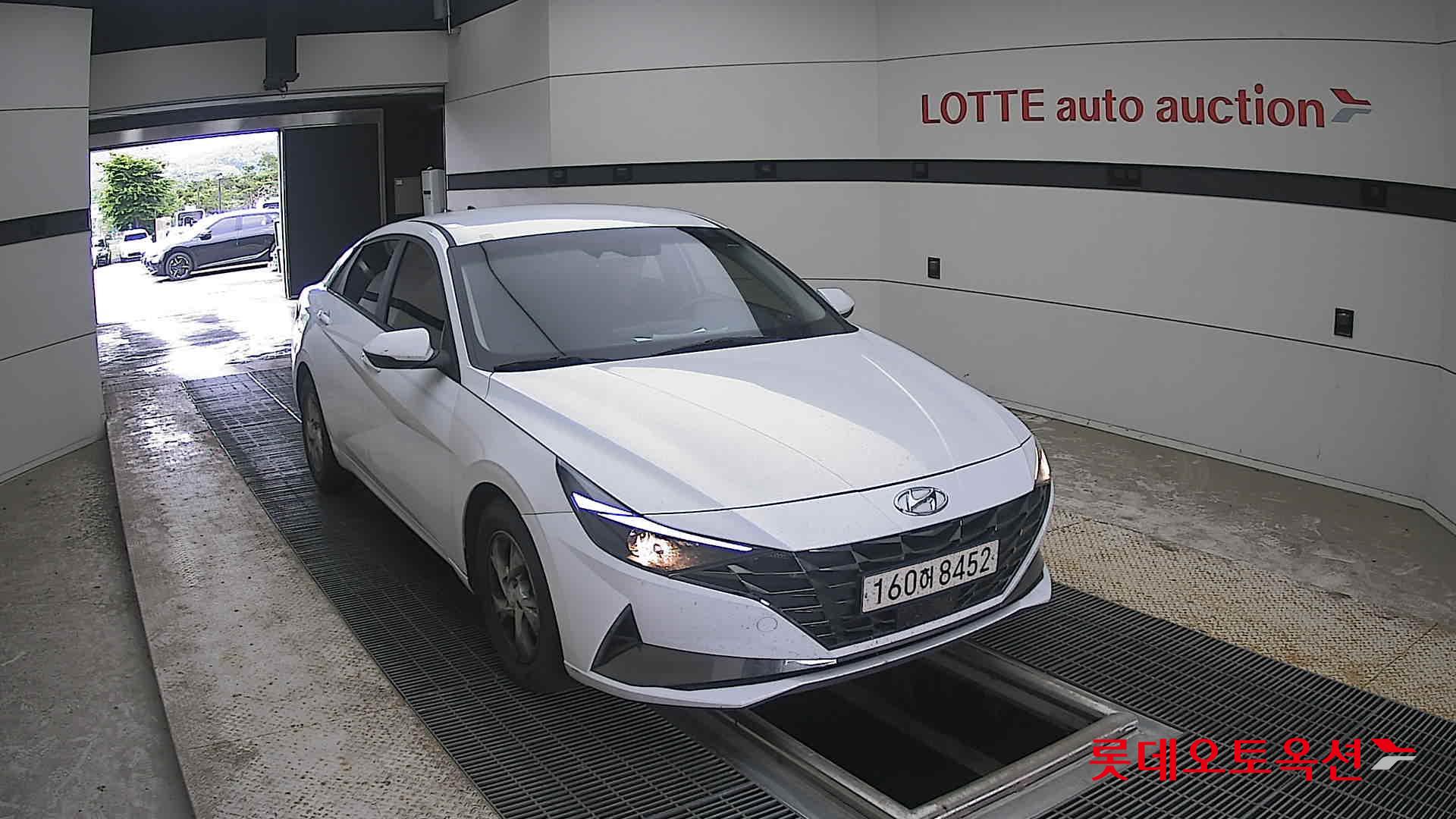 2021 - hyundai avante