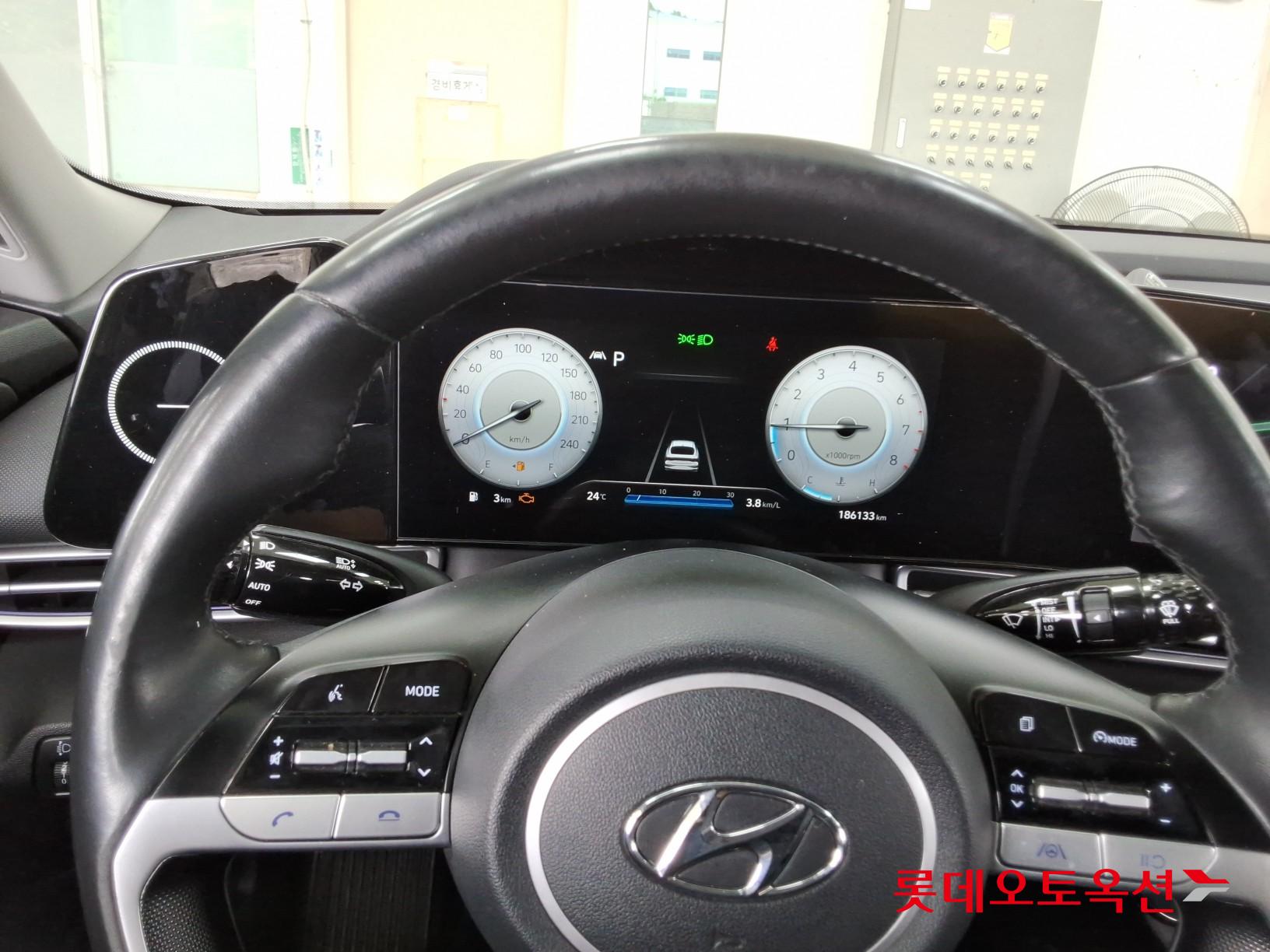 2021 - hyundai avante