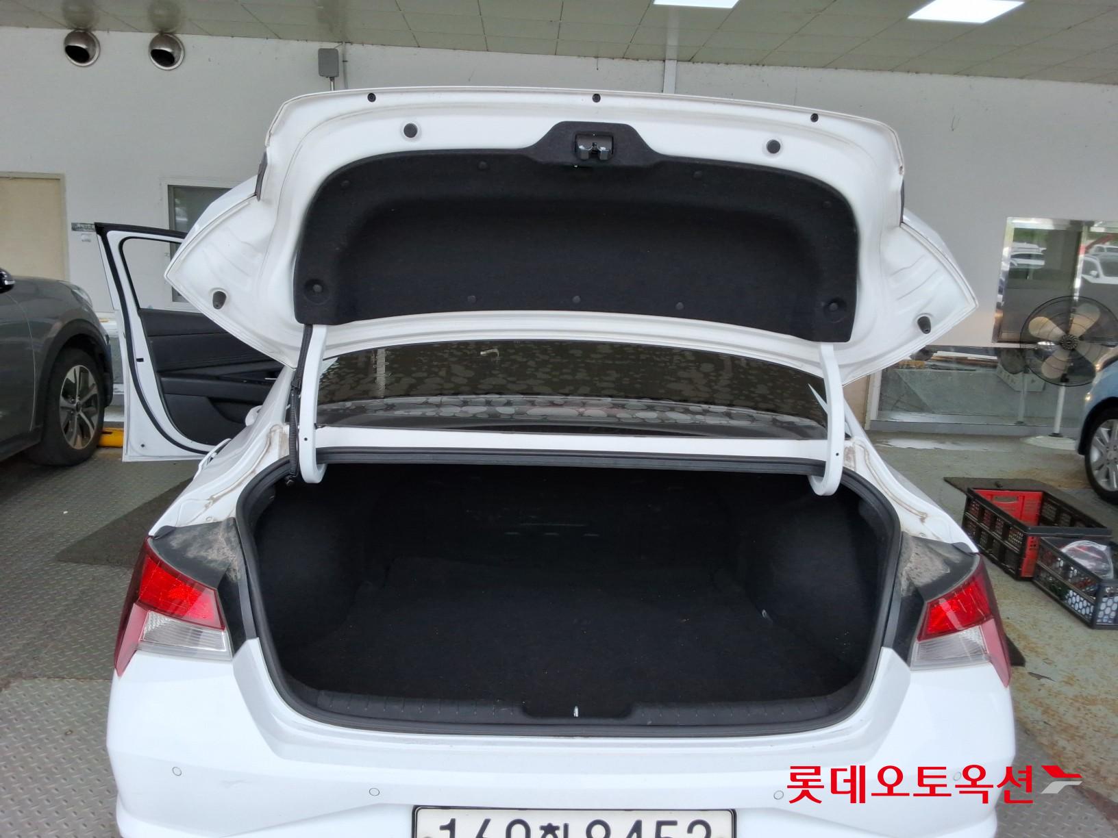 2021 - hyundai avante