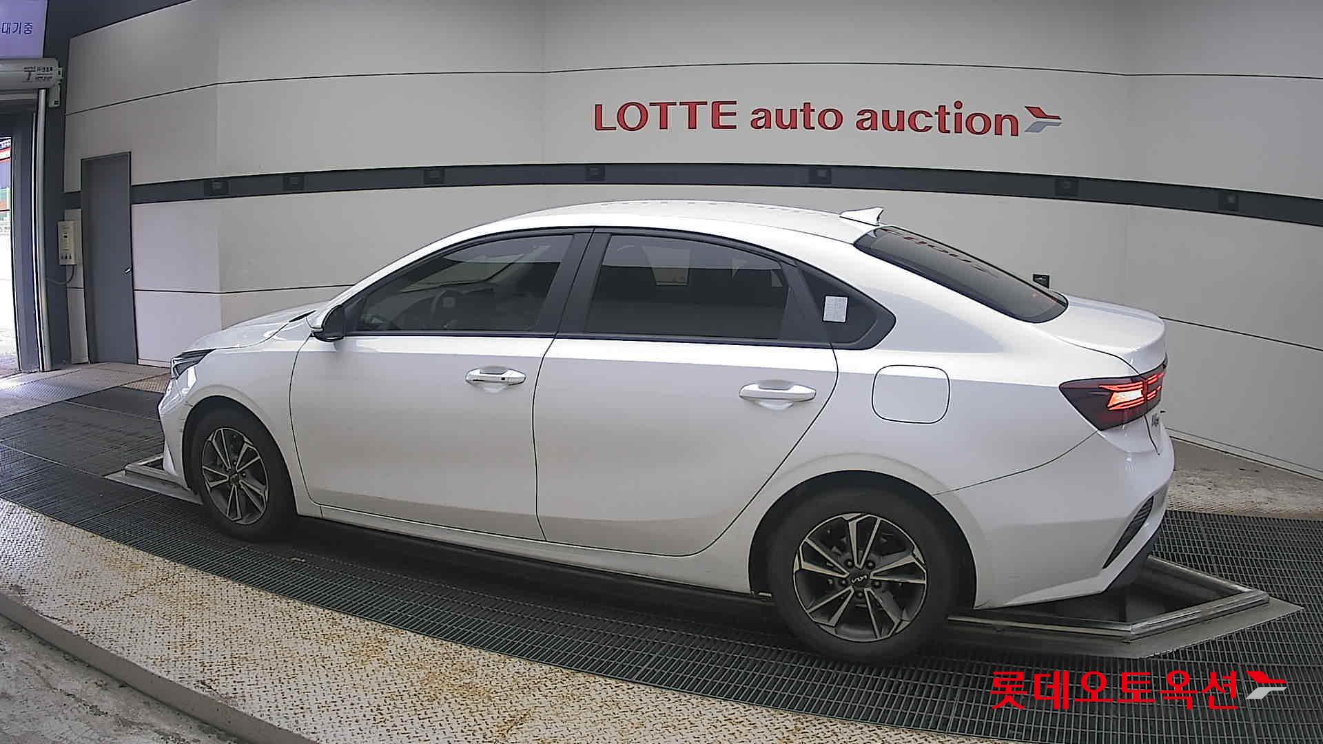 2022 - kia k3