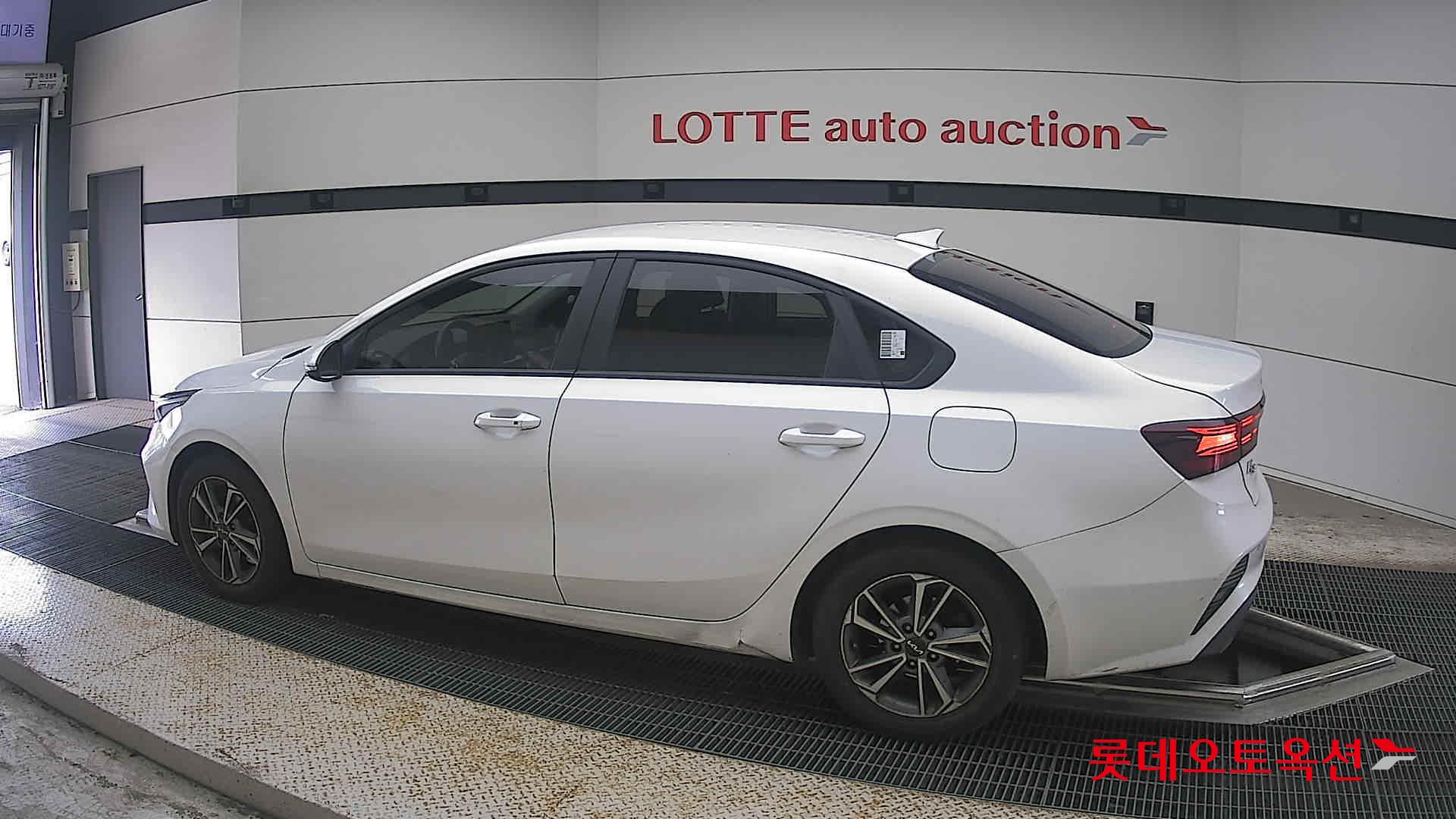 2022 - kia k3