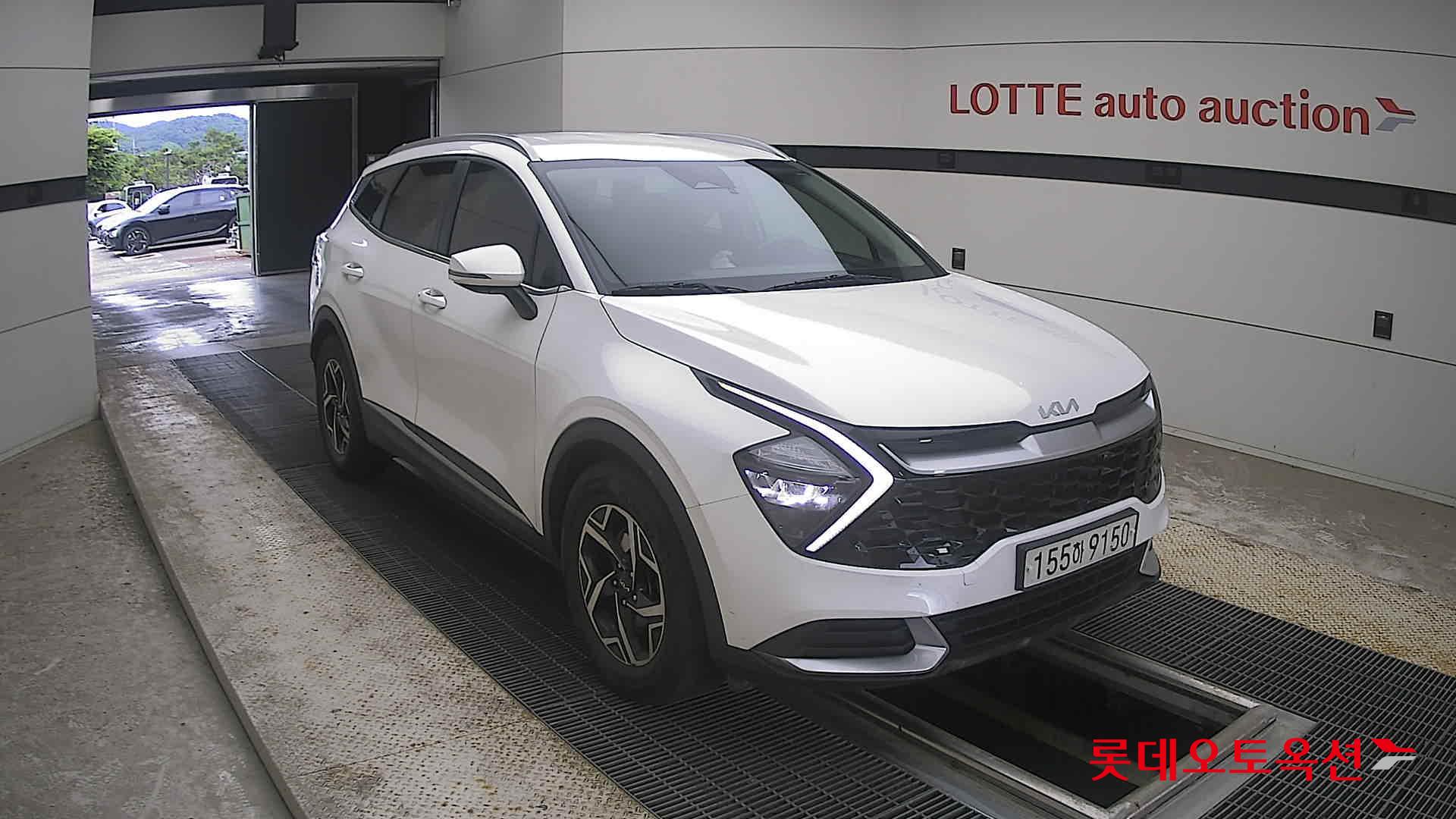 2022 - kia sportage