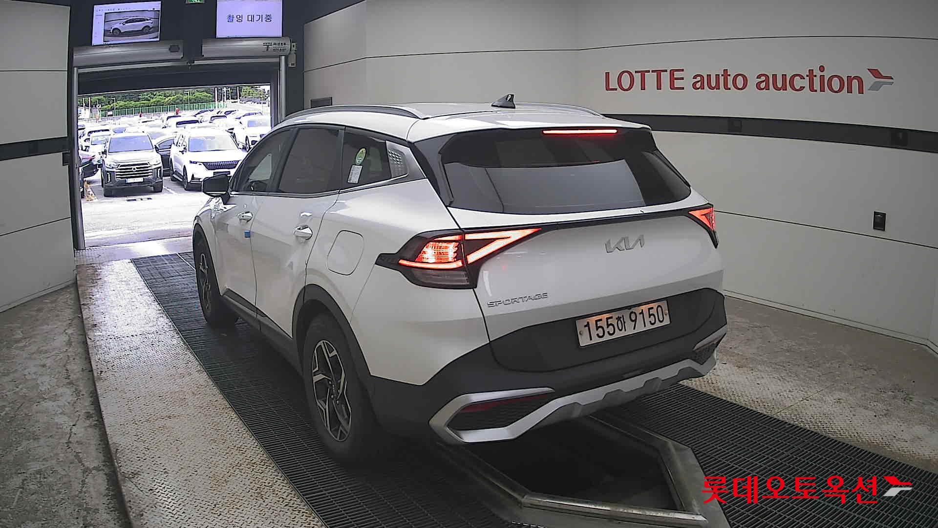 2022 - kia sportage