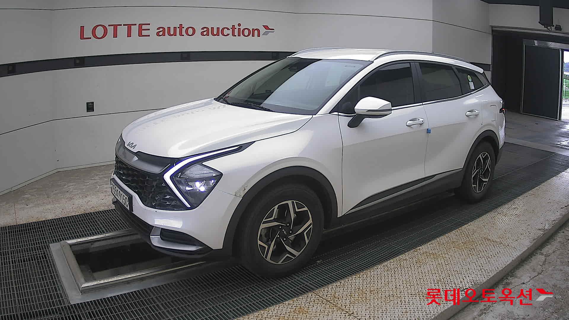 2022 - kia sportage