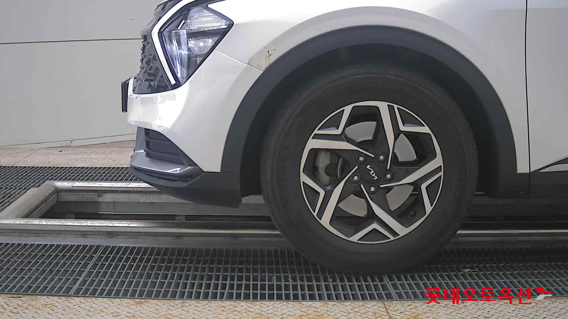 2022 - kia sportage
