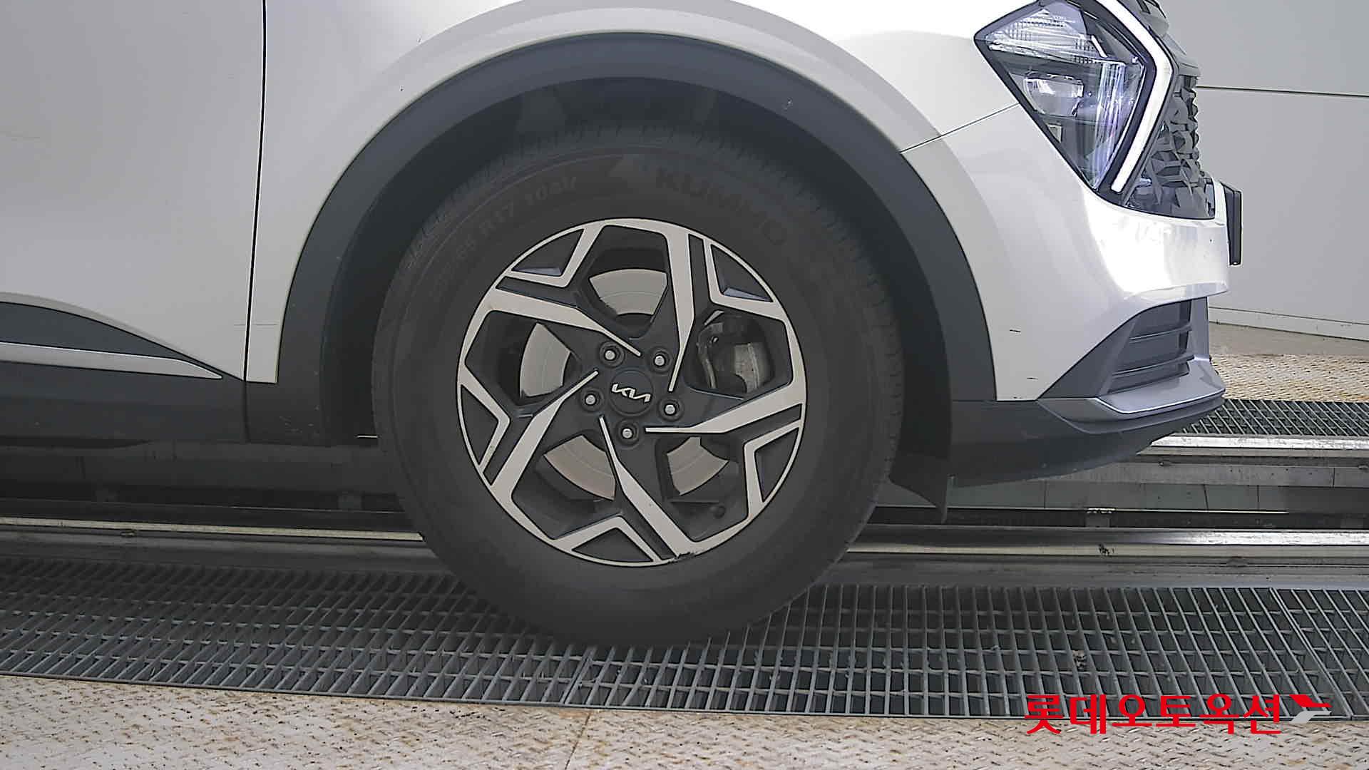 2022 - kia sportage