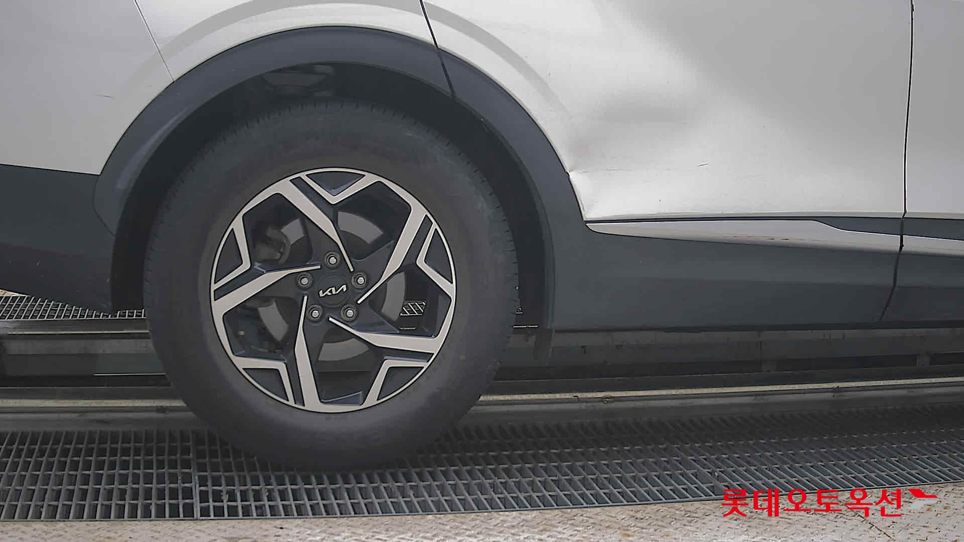 2022 - kia sportage