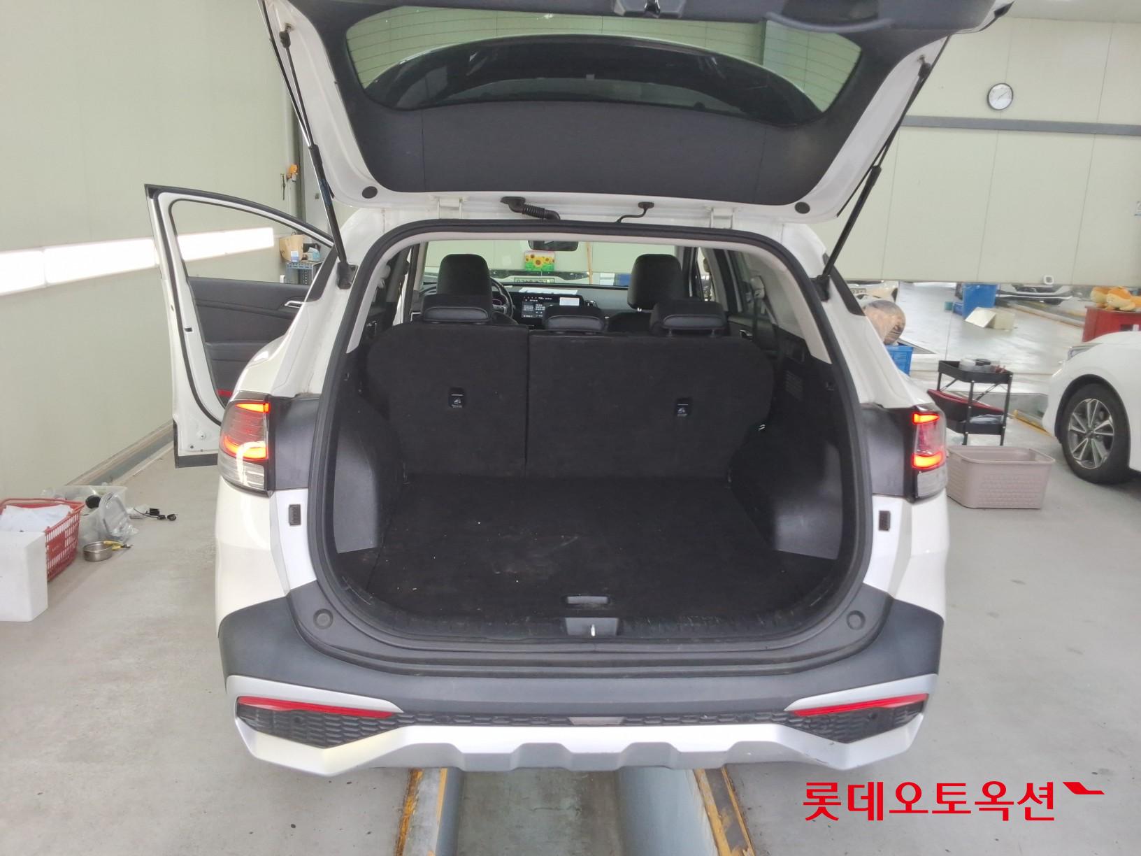 2022 - kia sportage